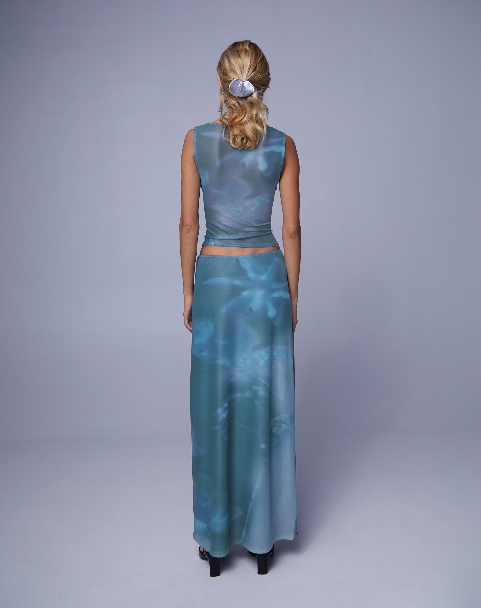 Afbeelding van Nola Maxi Rok in Lumen Bloemig Blauw