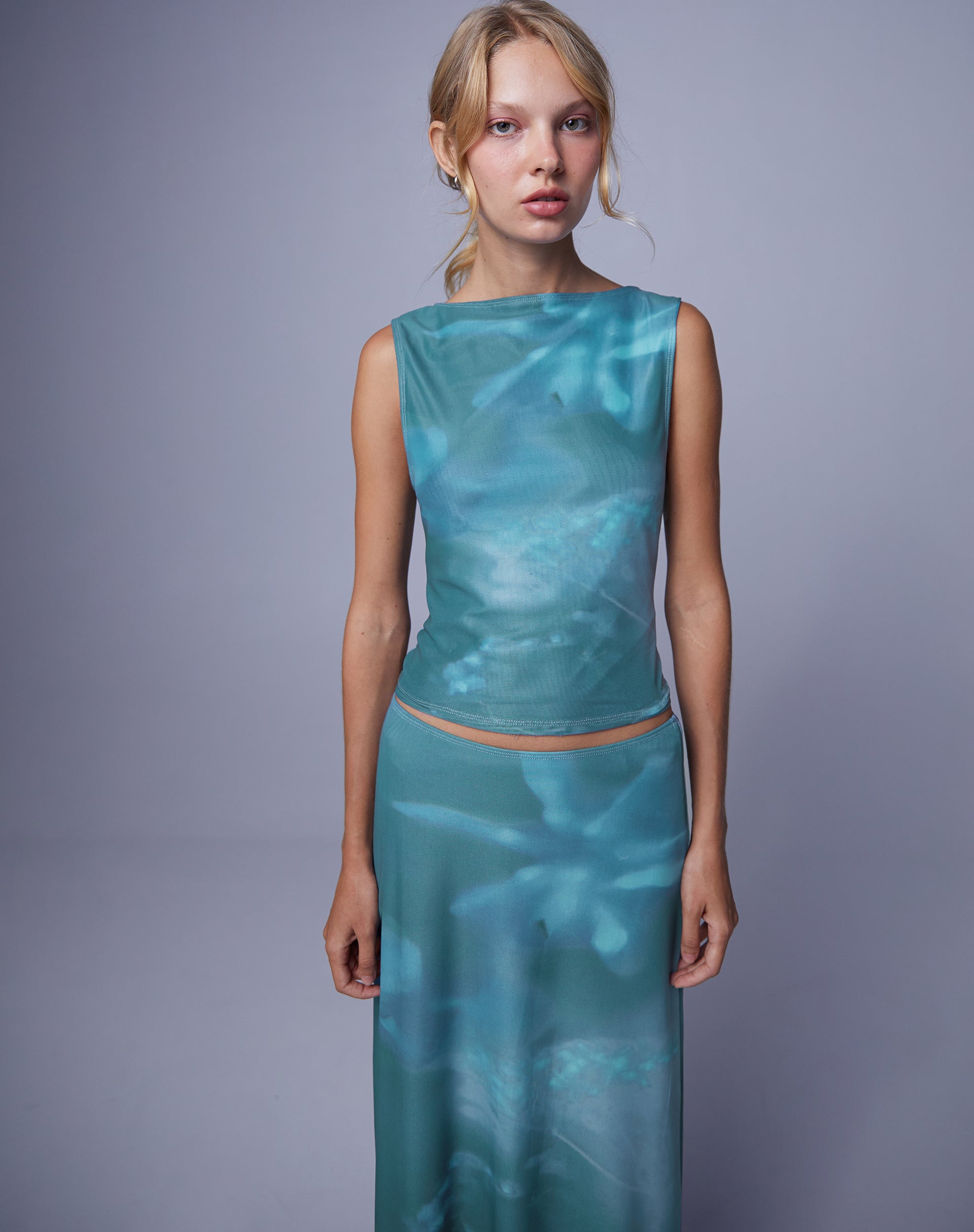 Image of Maloe Mesh Top in Bloemig Lumen