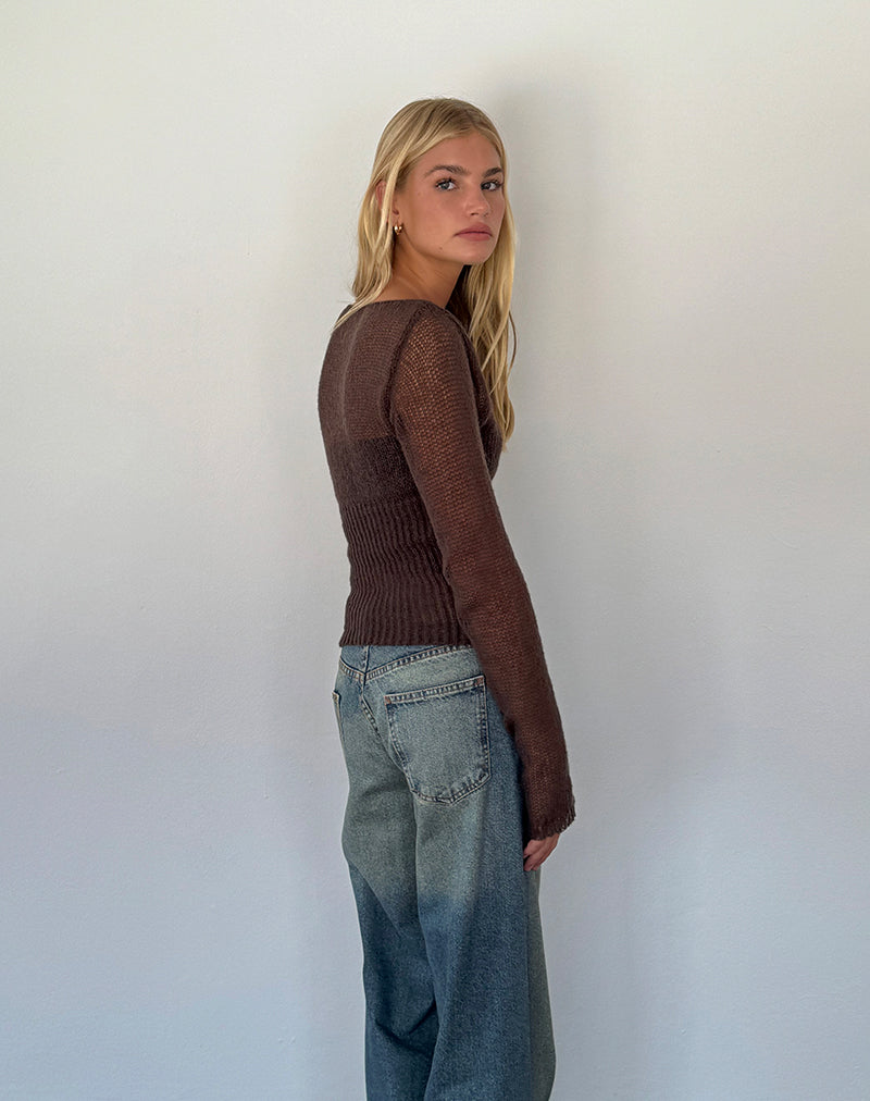 Afbeelding van Manon Sheer Knit Top met lange mouwen in Chocoladebruin