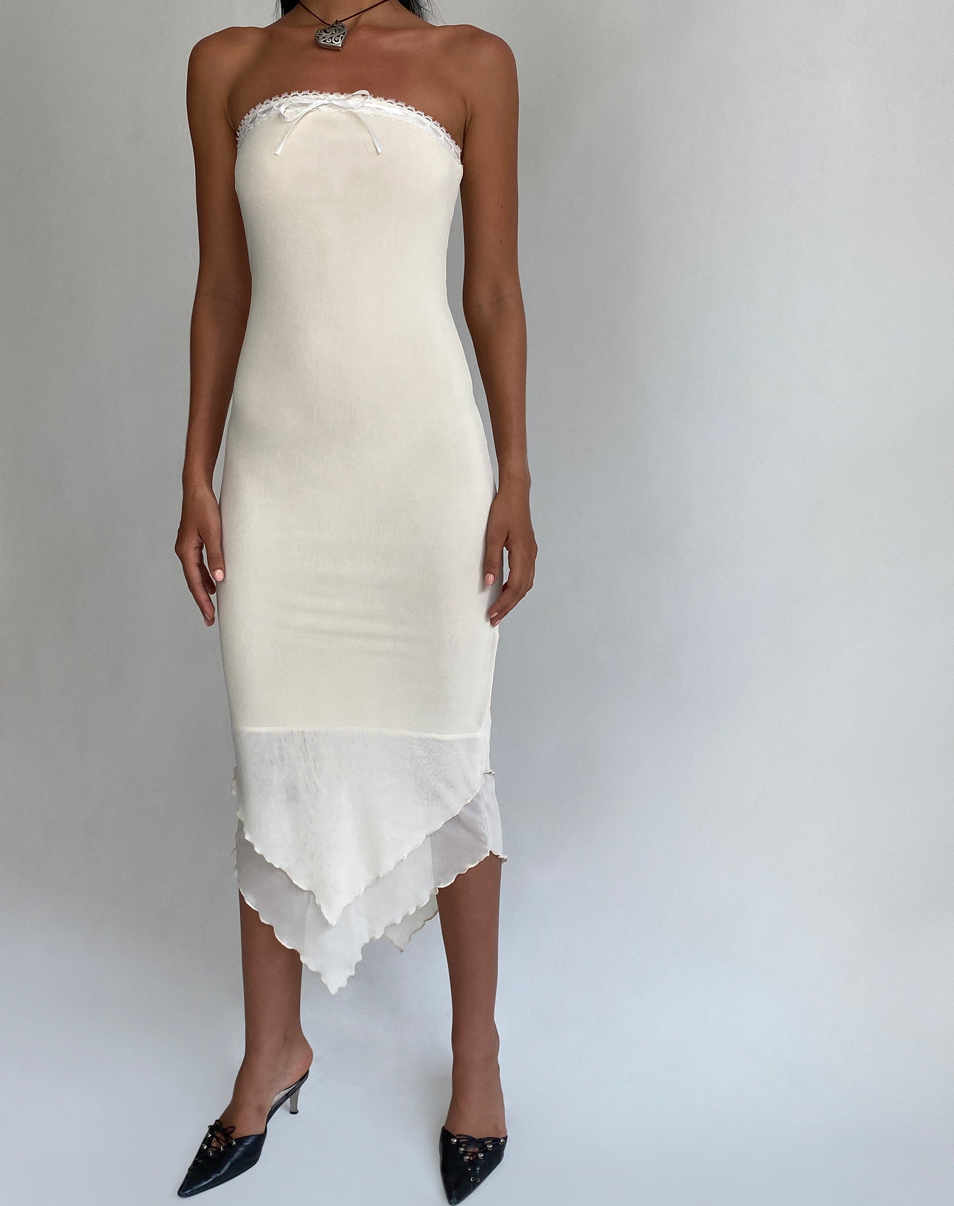 Afbeelding van Marve Bandeau Maxi Dress in Mesh Crème
