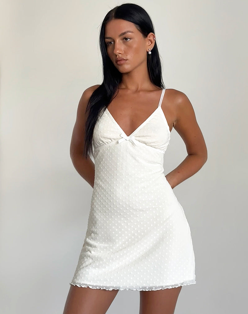 Mevila Cami Mini Jurk in Ivoor Polka Flock