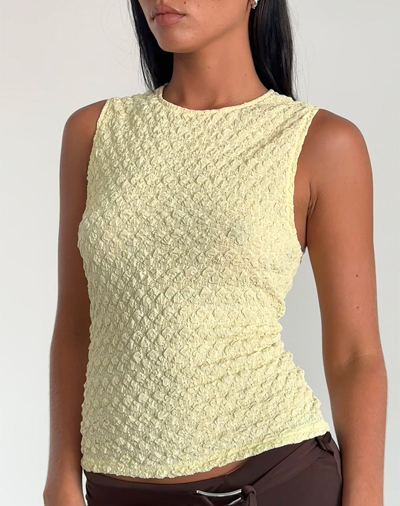Afbeelding van Mohala Top in Bubble Knit Zacht Geel