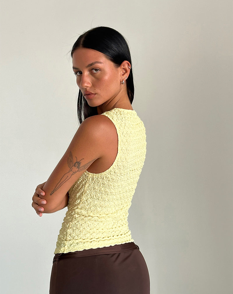 Afbeelding van Mohala Top in Bubble Knit Zacht Geel