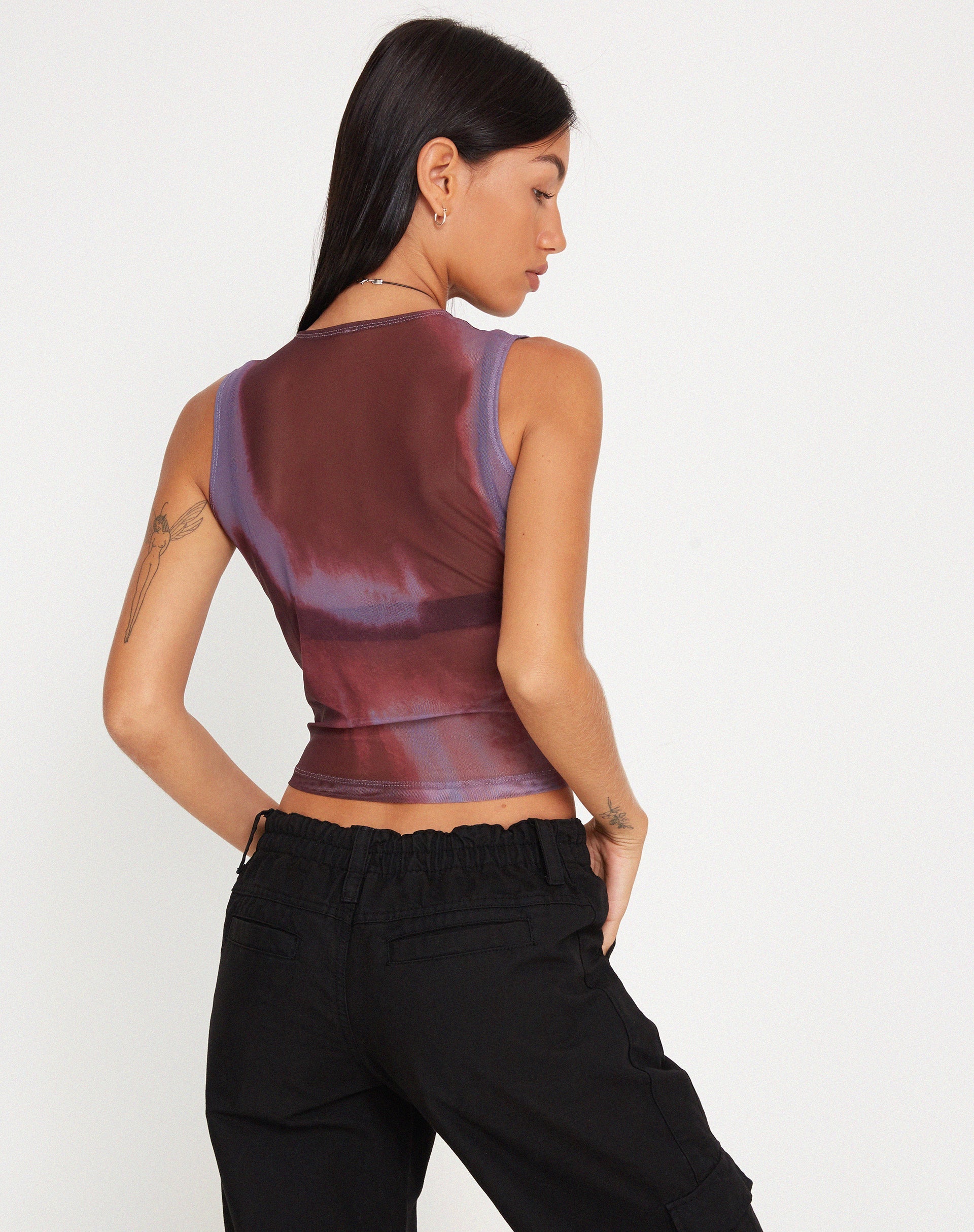 Afbeelding van Monlo Vest Top in Mesh Watercolour Wijn