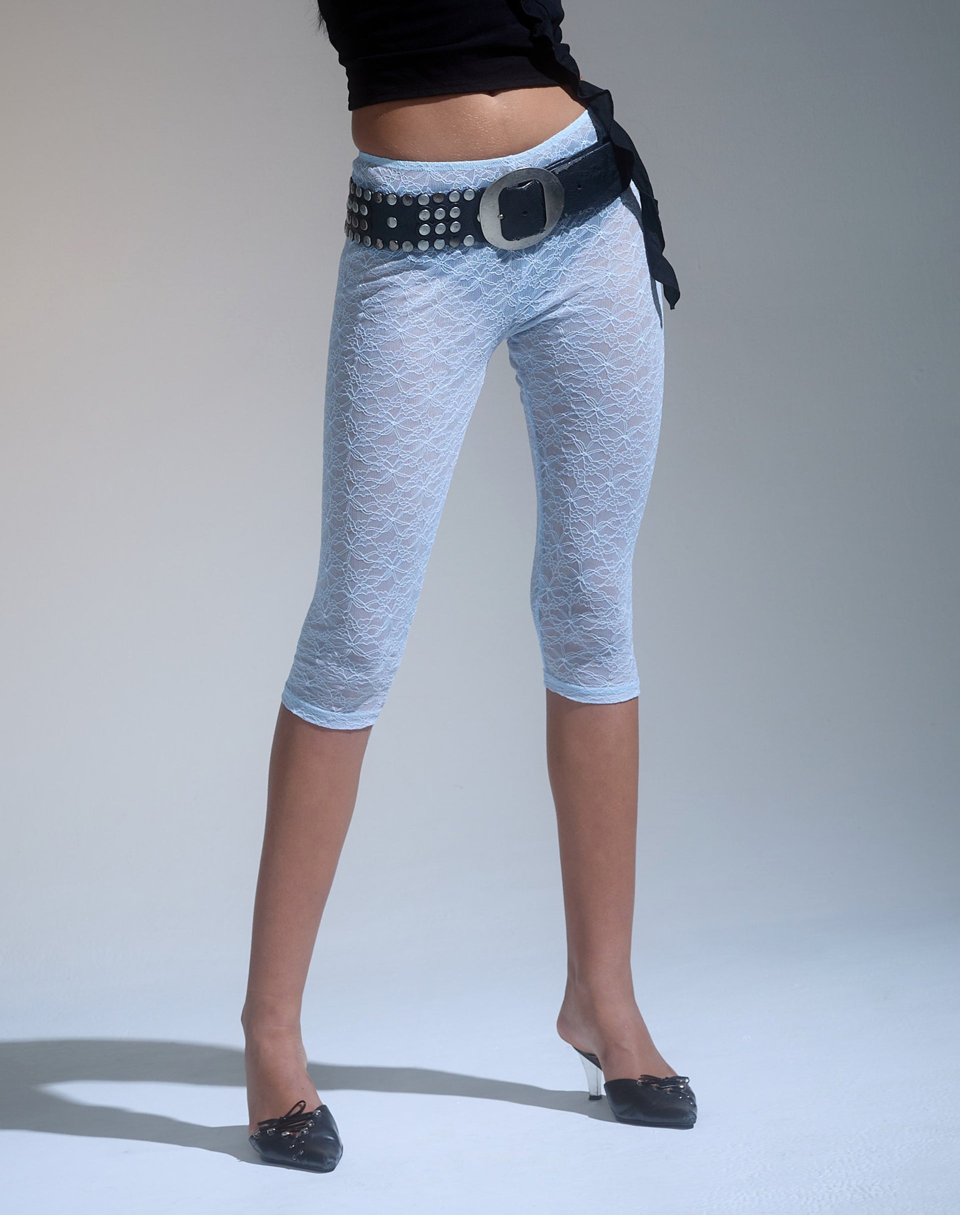 Afbeelding van Kalima Lace Cropped Capri Broek in Baby Blauw