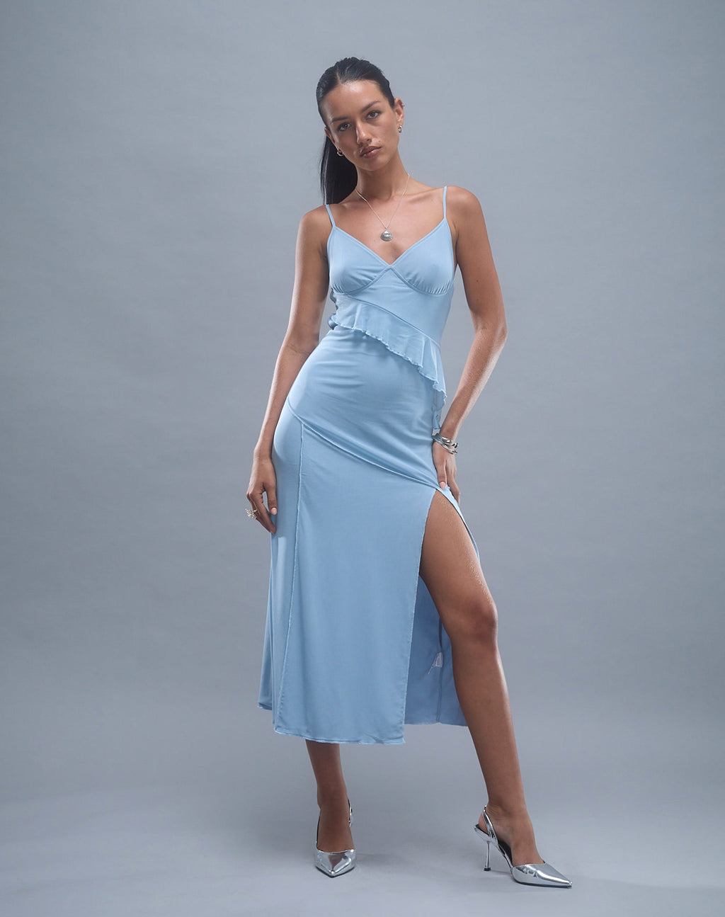 Jacy Midi jurk met ruches in Mesh blauw