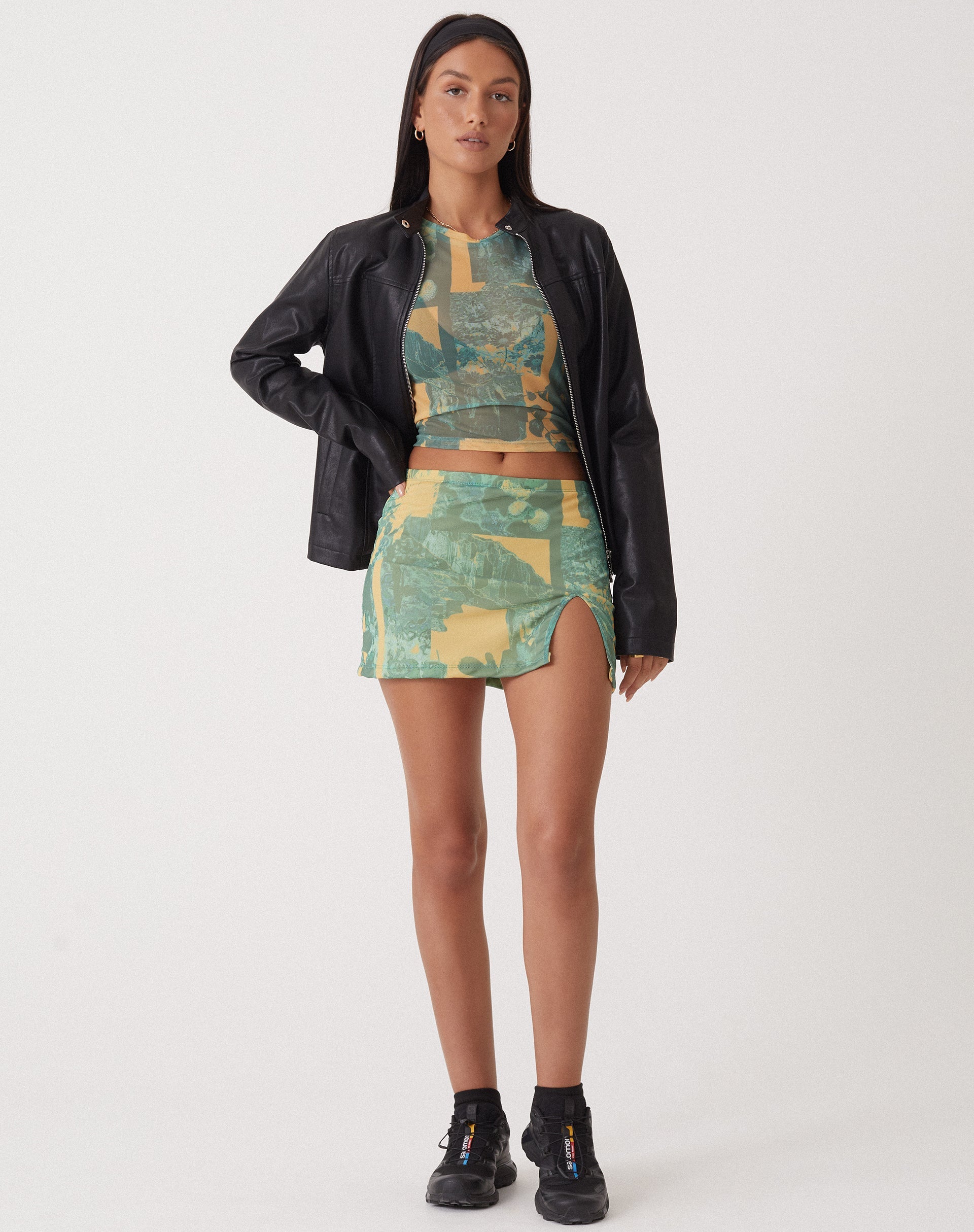 beeld van MOTEL X OLIVIA NEILL Pelma Mini Rok in Collage Bloemen Schaduwgroen