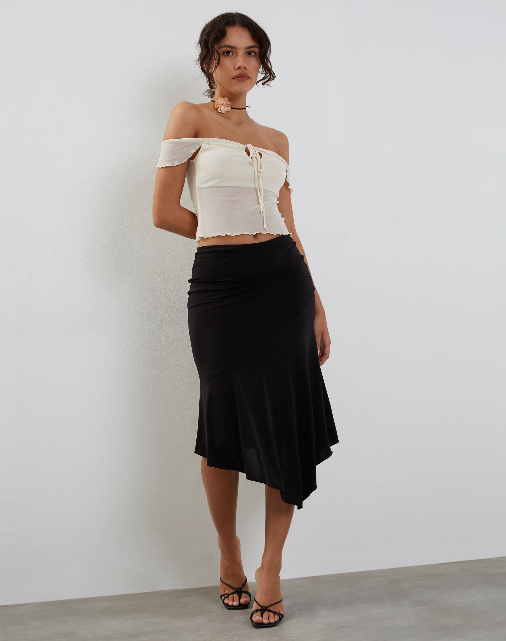 Afbeelding van Nabil Bardot Top in Mesh Crème