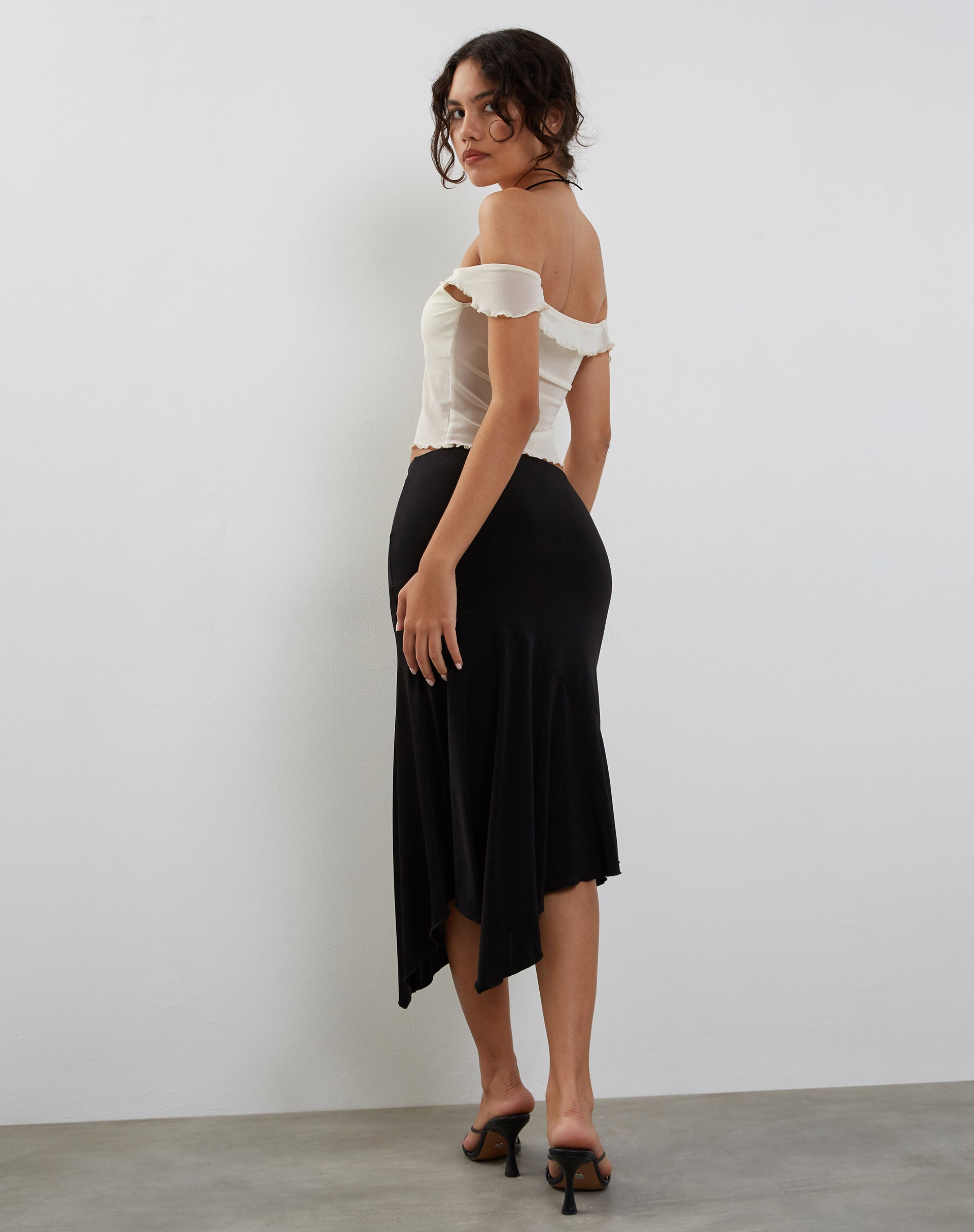 Afbeelding van Nabil Bardot Top in Mesh Crème