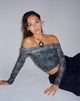 BEELD VAN Nagini bardot top met lange mouwen in blauw paisley