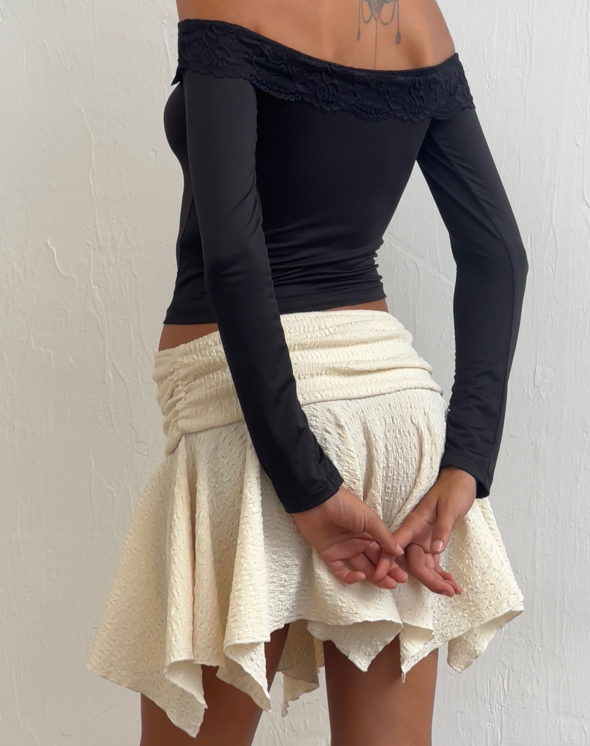 Afbeelding van Nagita Slinky Bardot Top met lange mouwen in zwart