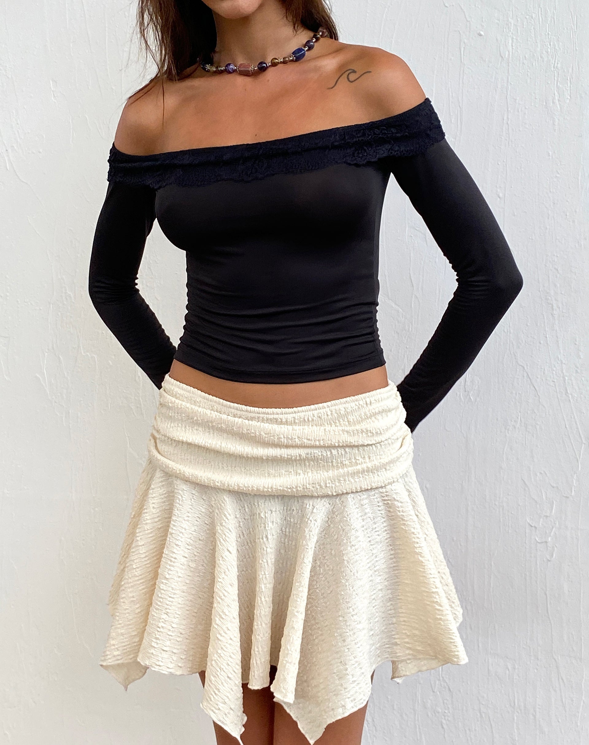 Afbeelding van Nagita Slinky Bardot Top met lange mouwen in zwart