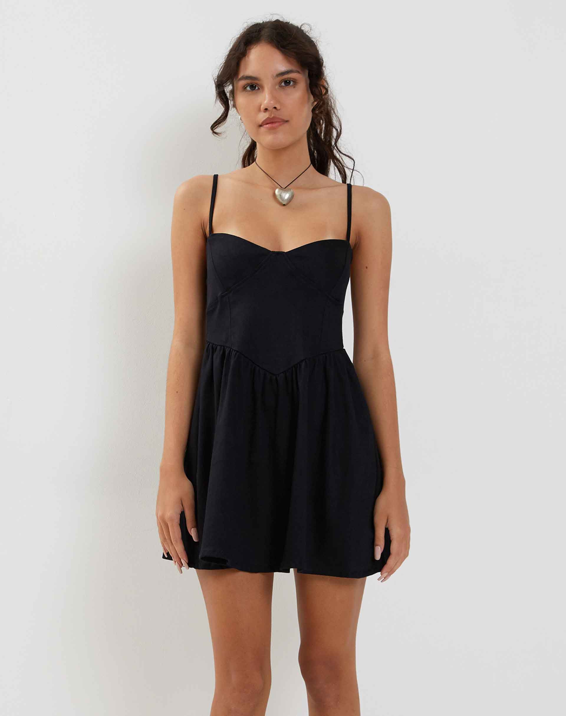 Afbeelding van Nanisa Mini Dress in Zwart