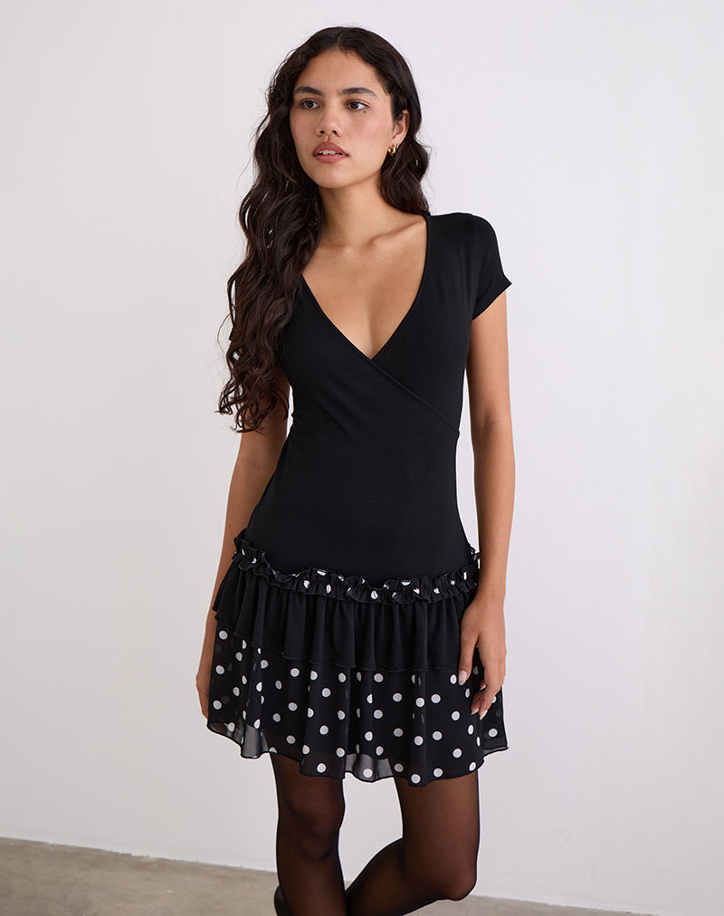 Navya Wrap Mini Dress in Polka Zwart en Wit