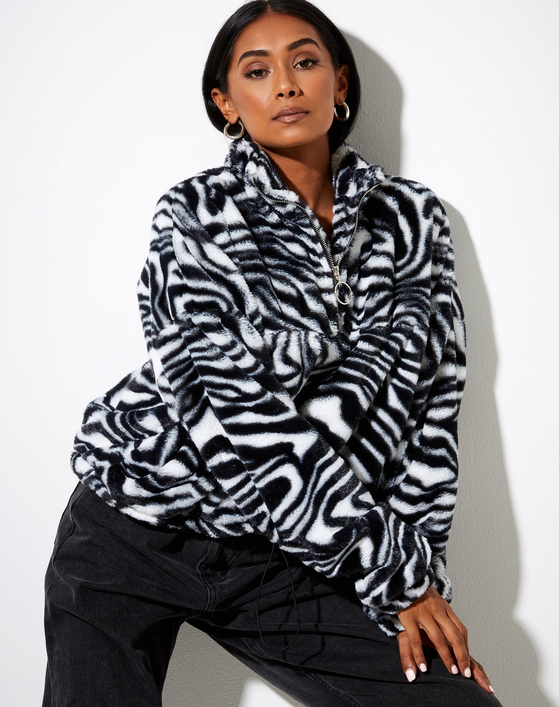 Afbeelding van Nero Ring Pull Jacket in zebra zwart-wit