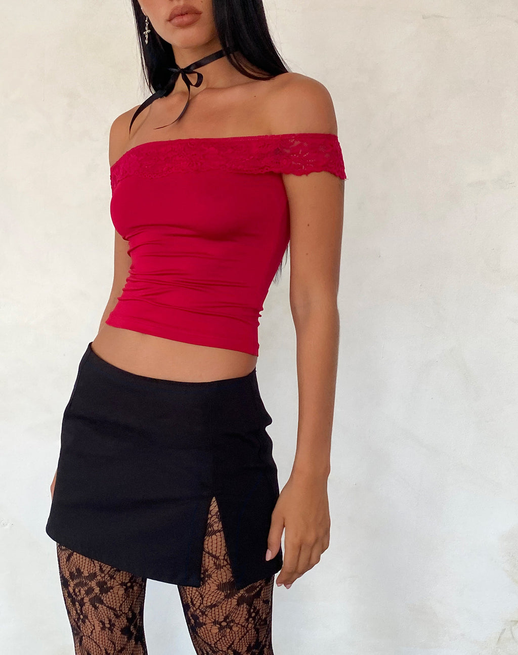 Nesel Bardot Top in Slinky Kant Rood