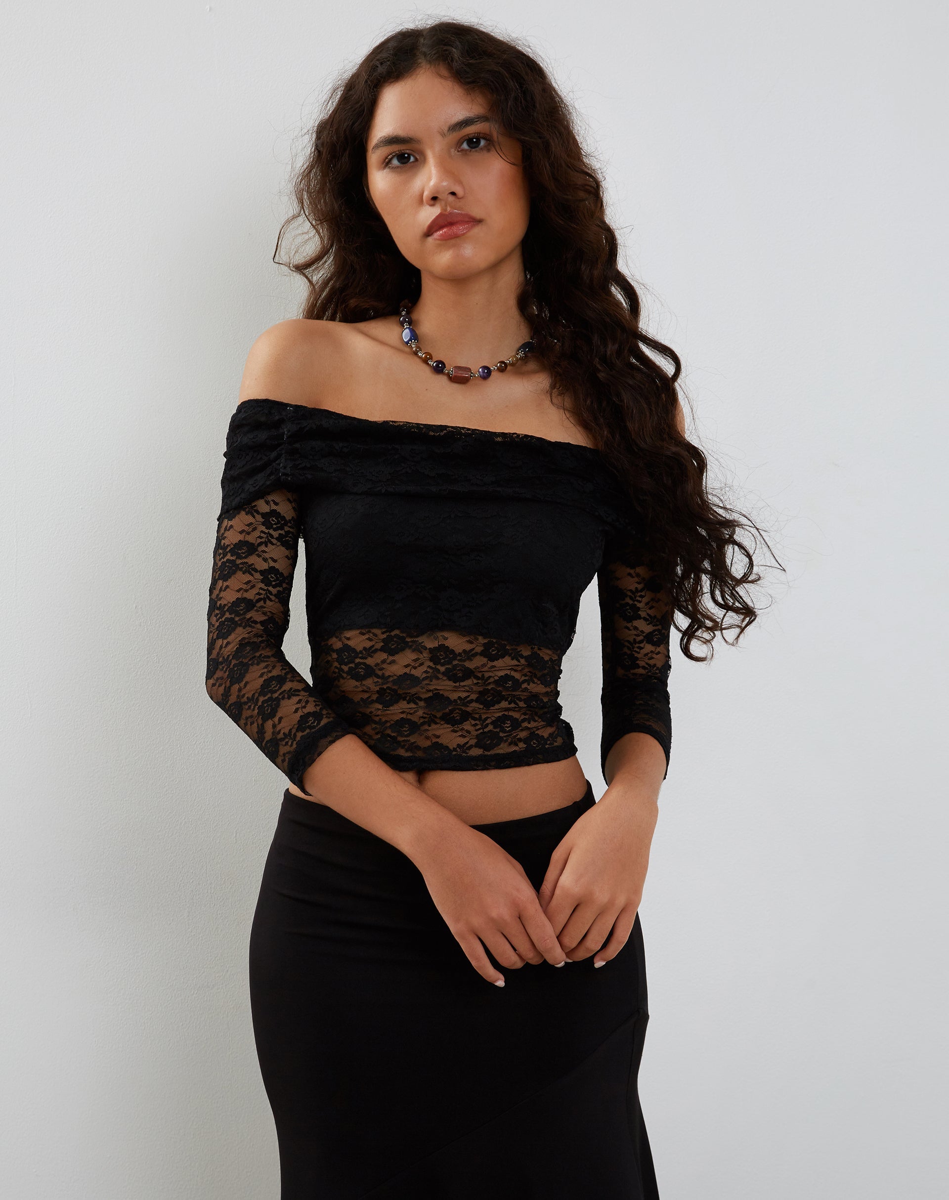 Afbeelding van Nixie Lange Mouw Bardot Top in Kant Zwart