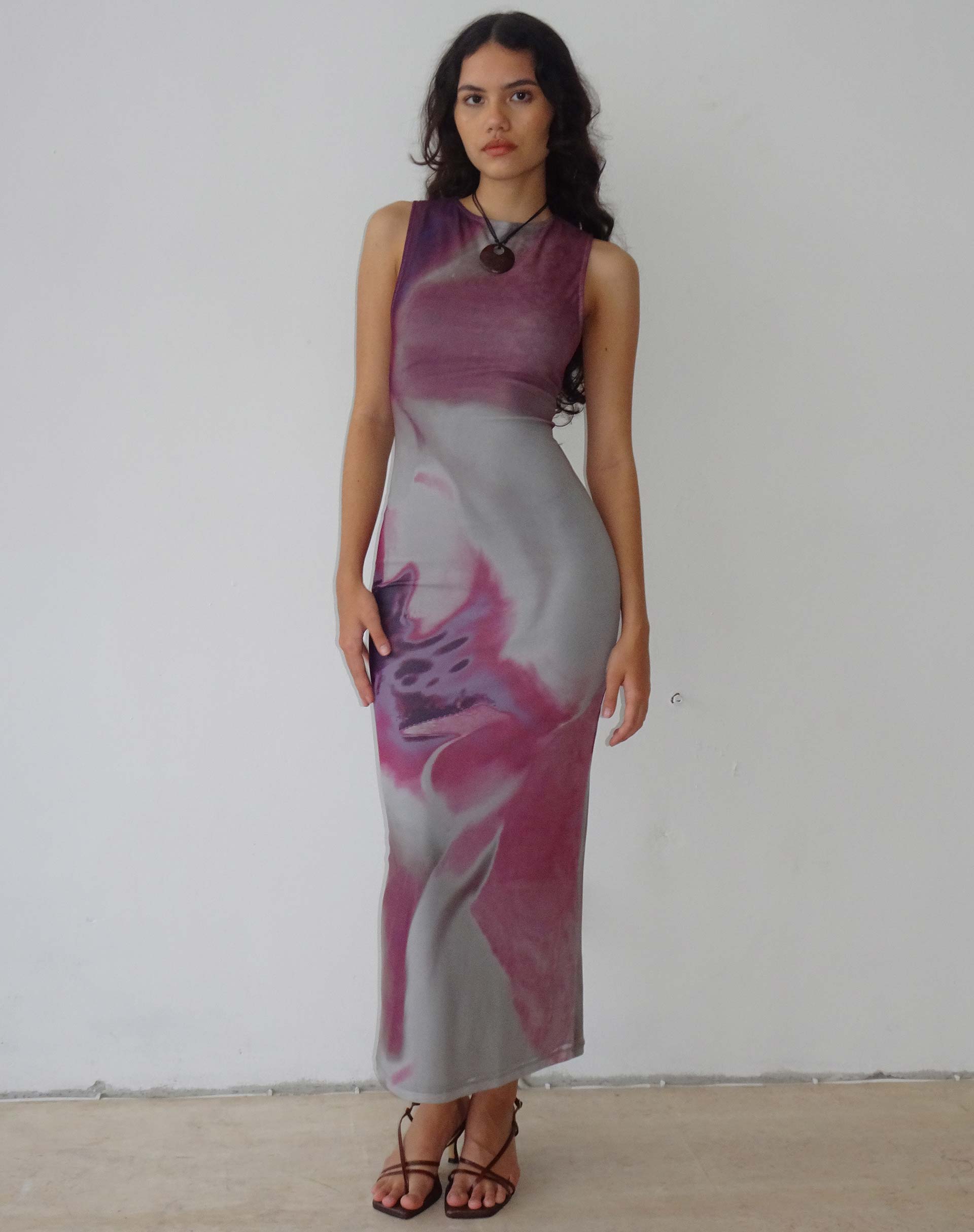 Afbeelding van Fayola Maxi Dress met print in roze Anatomy of Nature