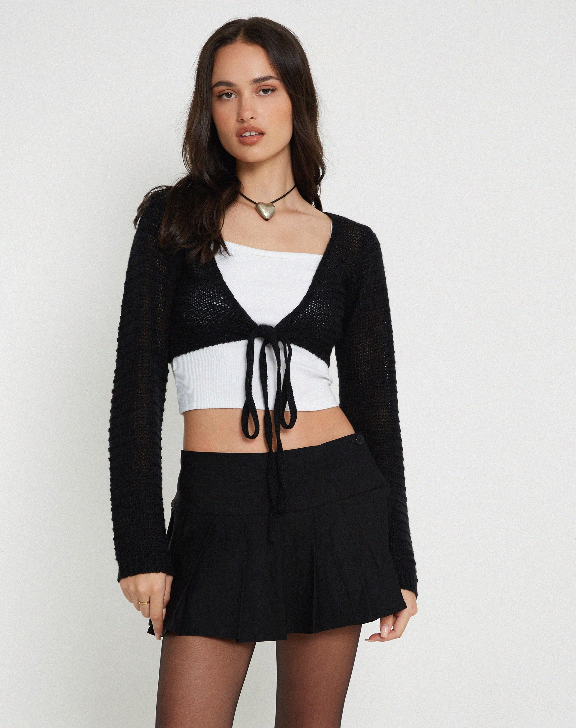 Afbeelding van Nocta Long Sleeve Crop Top in Weave Knit Zwart