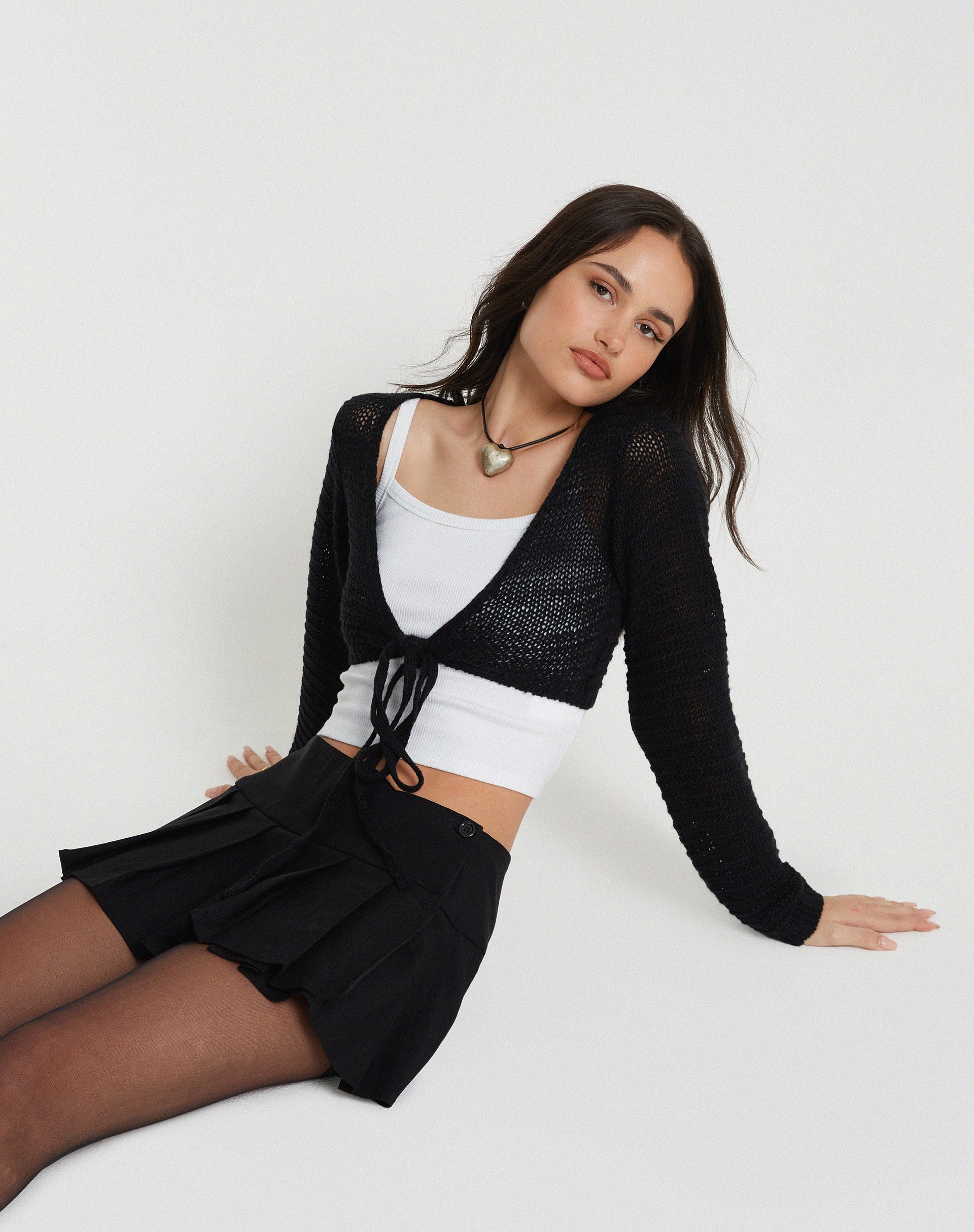 Afbeelding van Nocta Long Sleeve Crop Top in Weave Knit Zwart