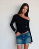 Afbeelding van Noraba One Shoulder Top in Zwart met Oogjes