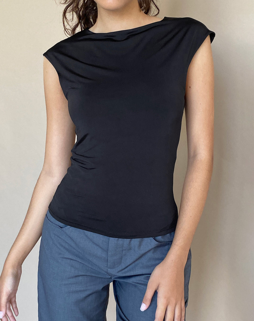 Nova Top in Slinky Zwart