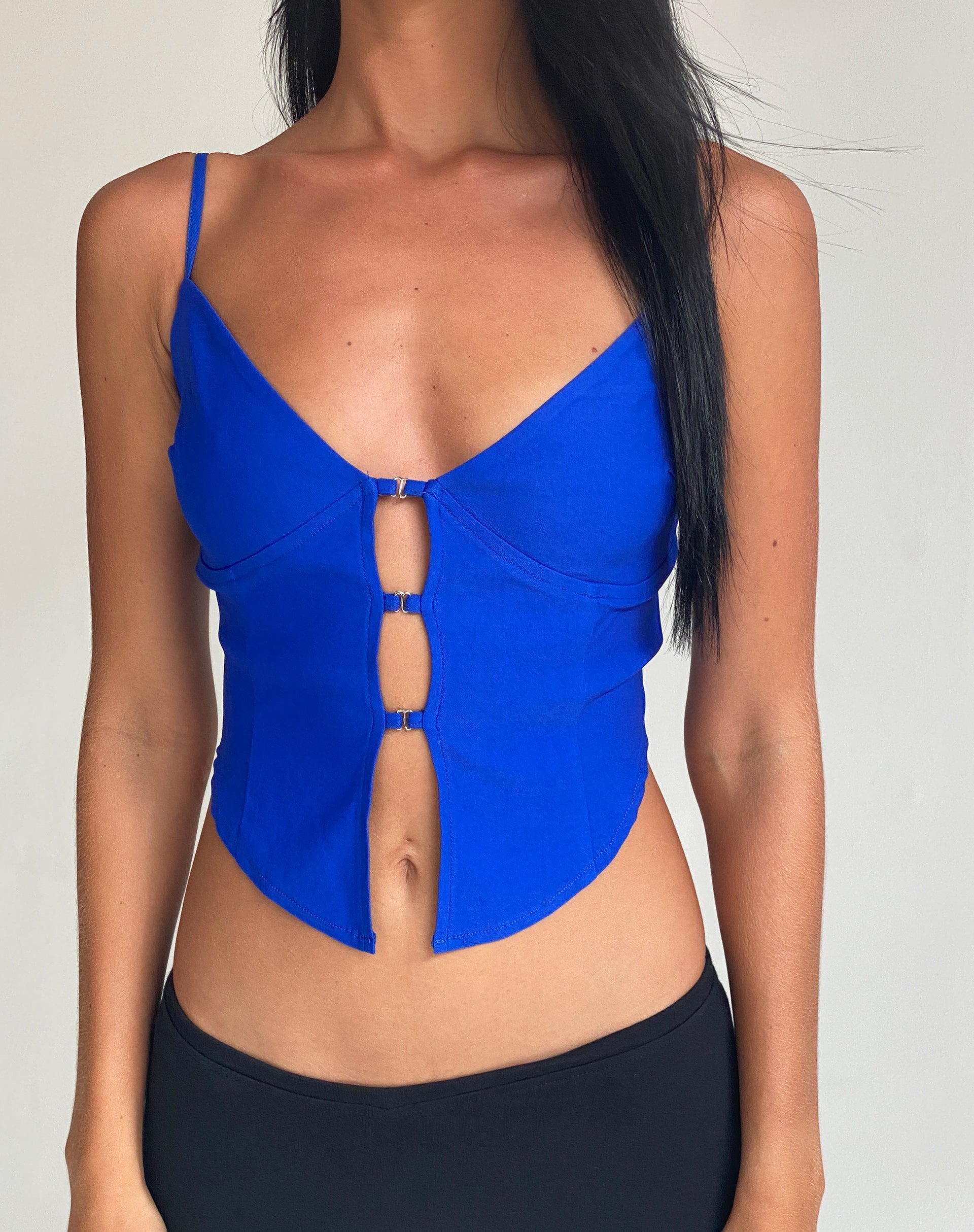 Afbeelding van Oleta Cami Top in Kobalt