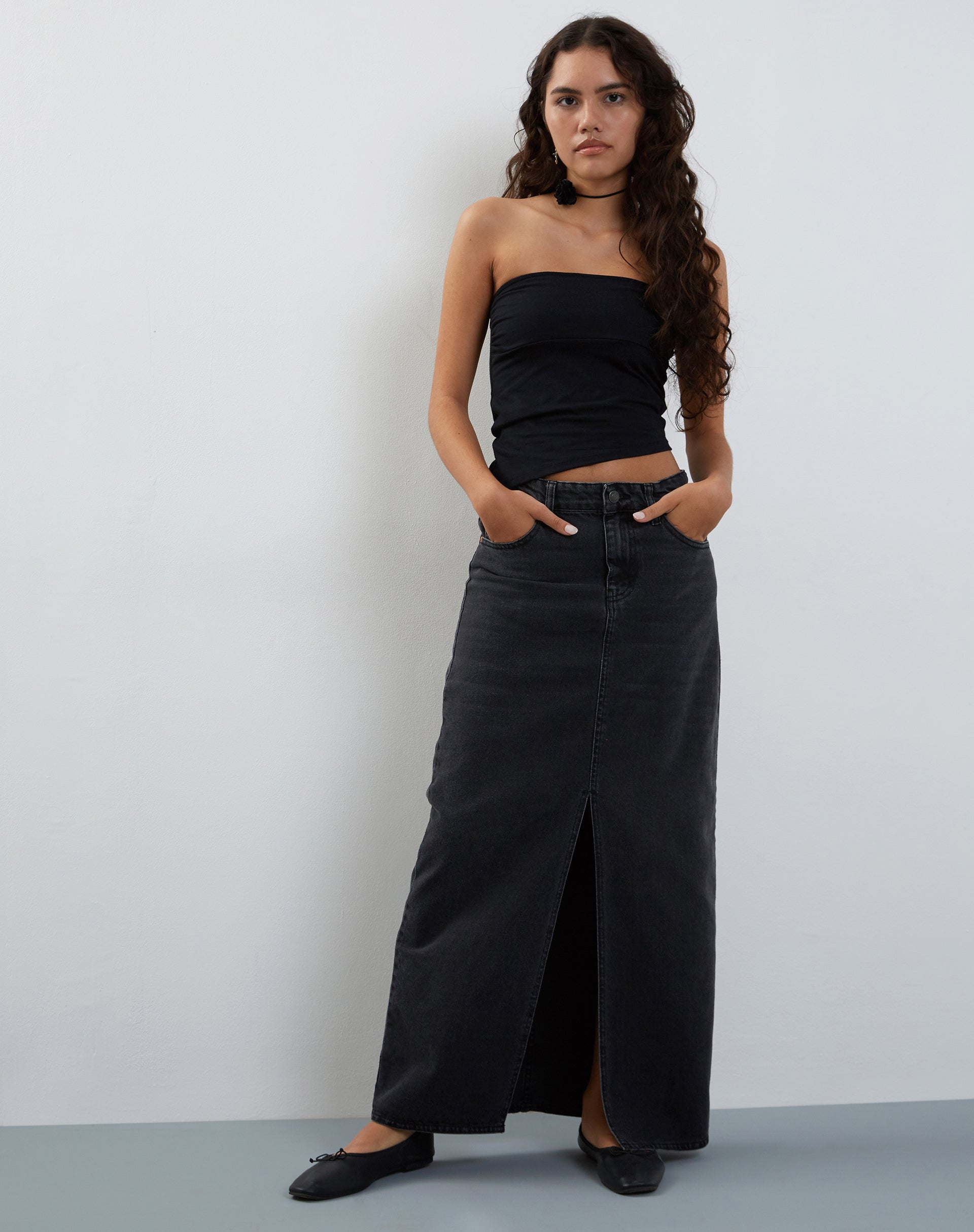 Afbeelding van Minase Asymmetrische Bandeau Top in Zwart