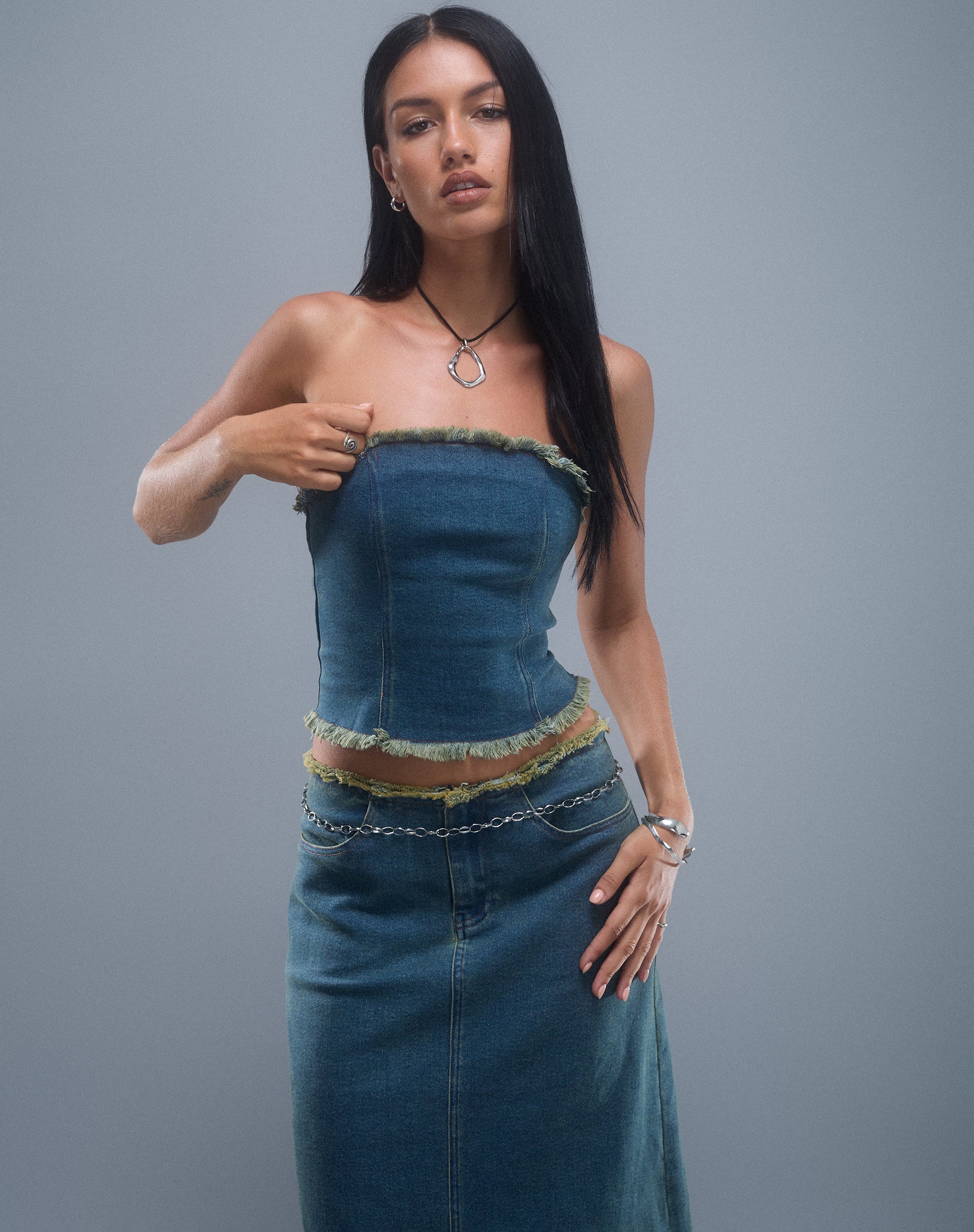 Afbeelding van Omas Denim Bandeau Top in Bruin Blauw Acid Wash