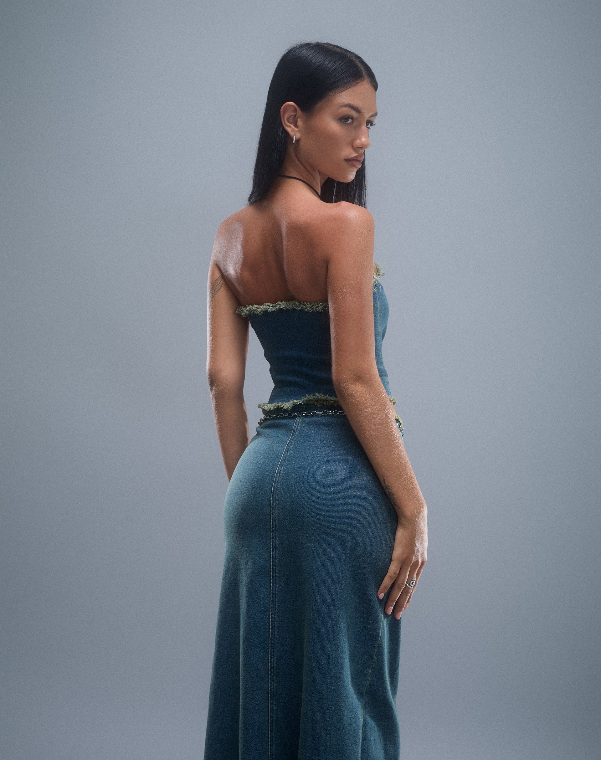 Afbeelding van Omas Denim Bandeau Top in Bruin Blauw Acid Wash