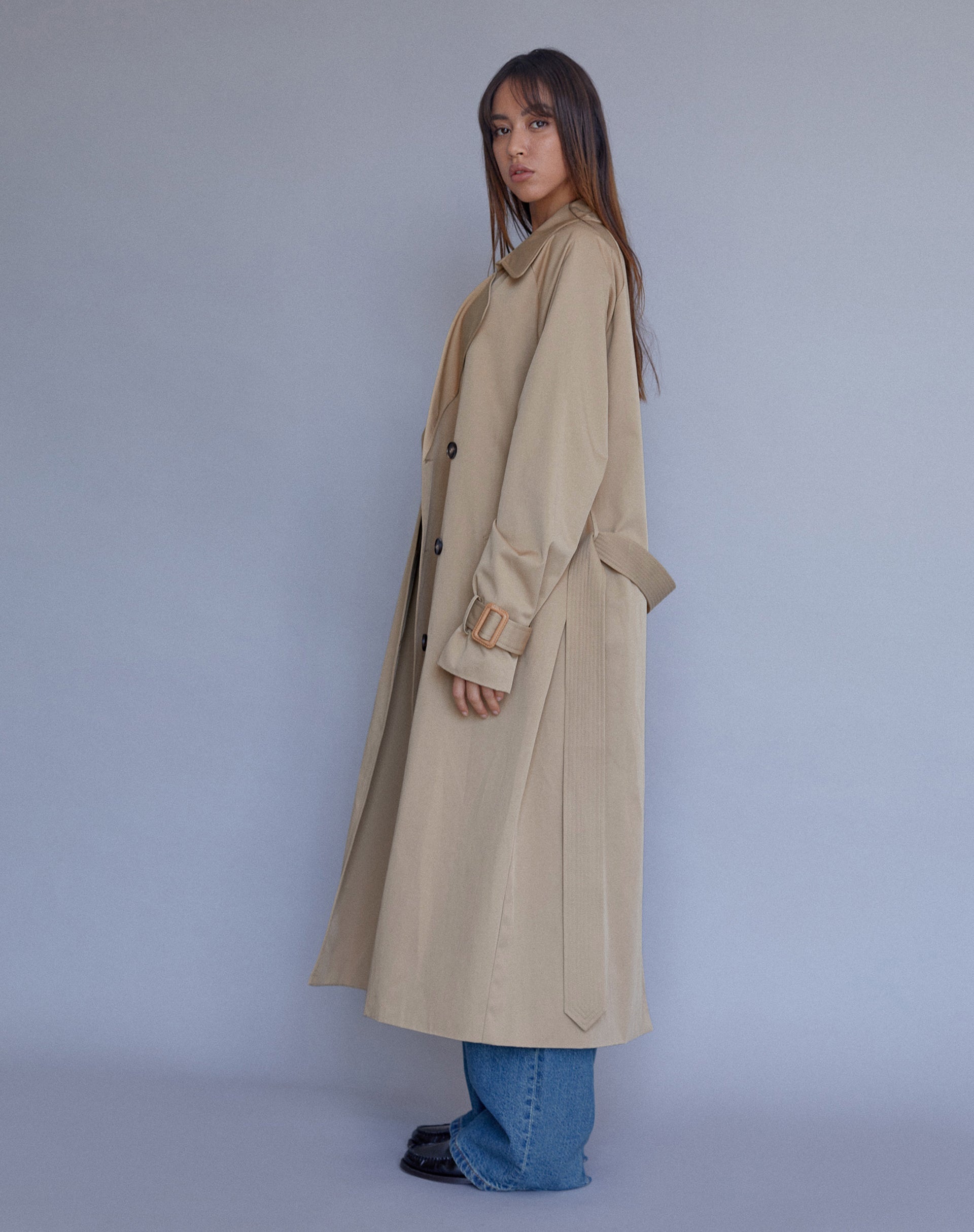 Afbeelding van Orcati Trenchcoat met twee rijen knopen in Tan