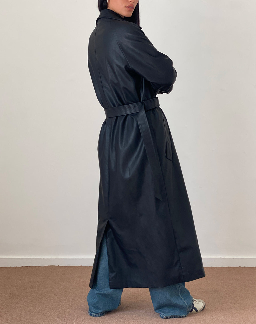 Orcati Trenchcoat met twee rijen knopen in zwart PU