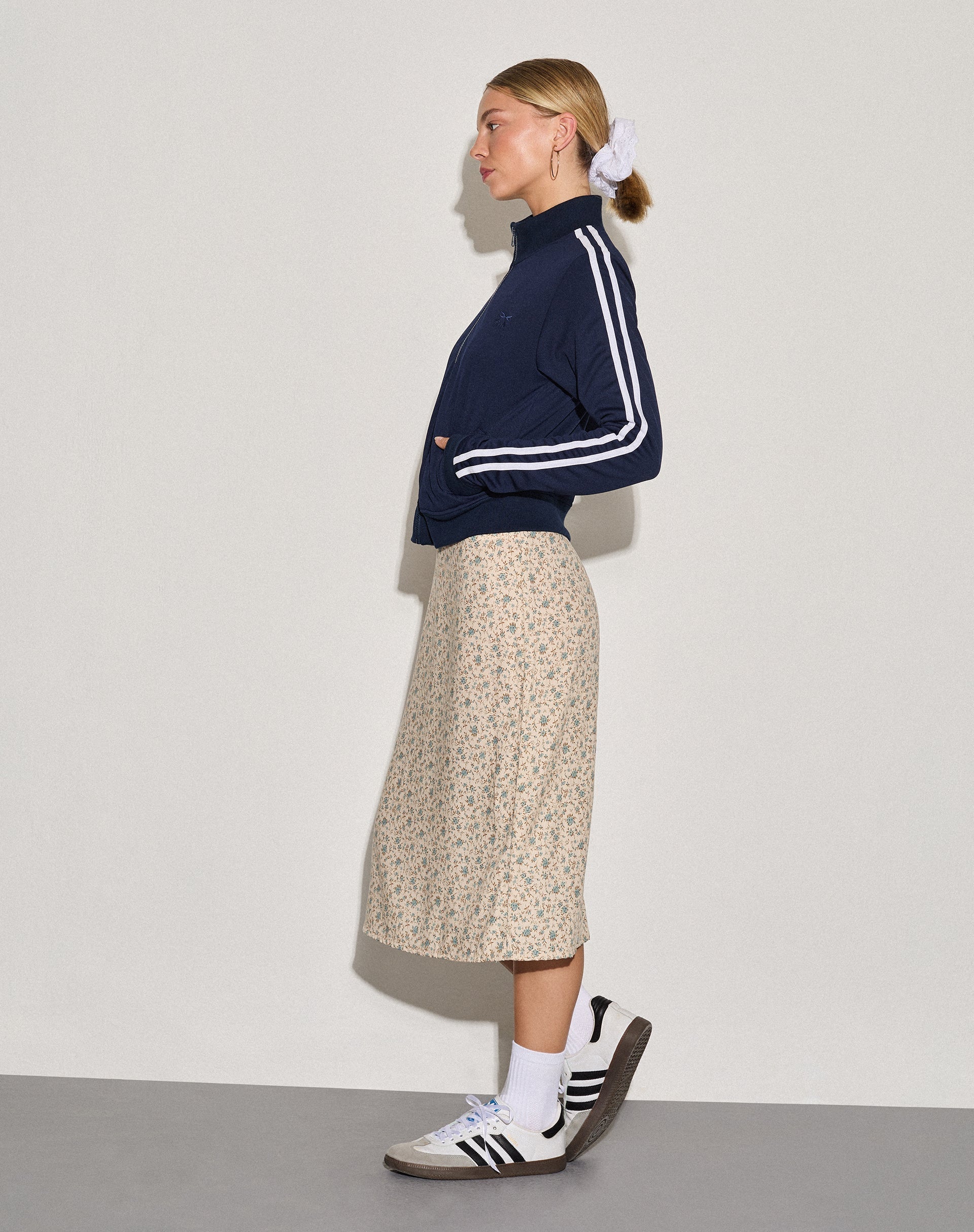 Afbeelding van Orion Zip Up Trui in Navy met Witte Strepen en M-Borduursel