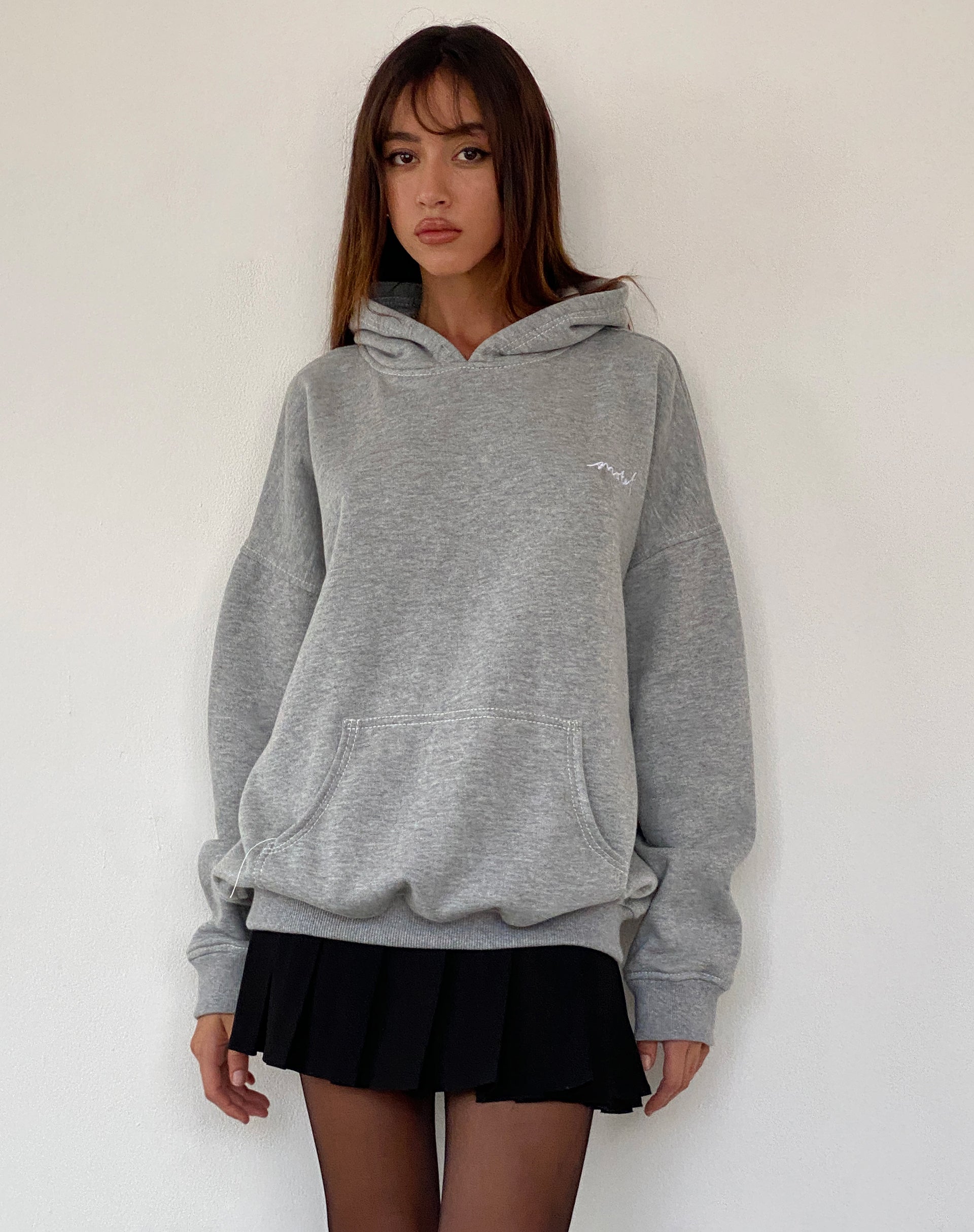 Afbeelding van Oversize Hoodie in Grijs Marl met Motel Scribble borduursel