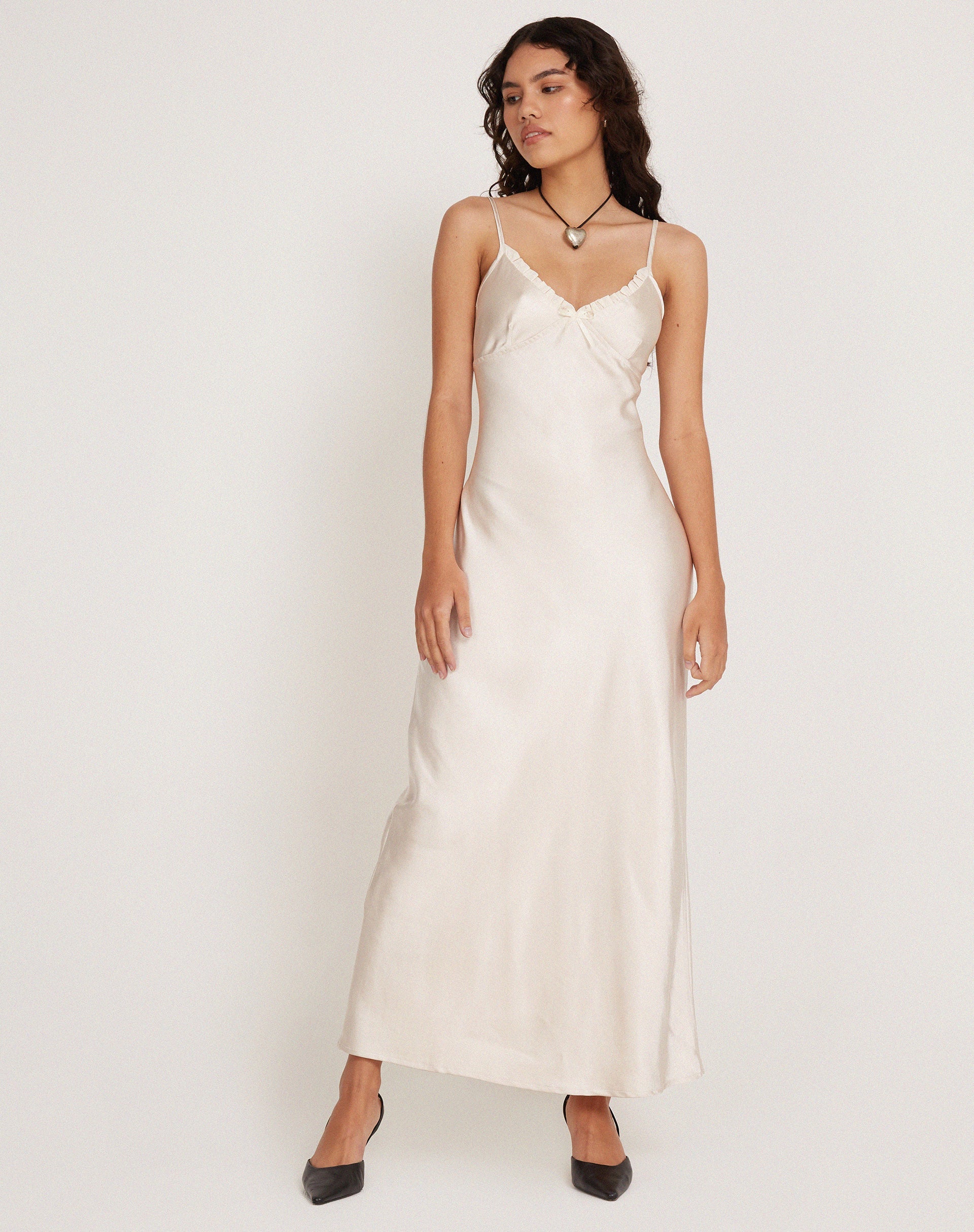 Afbeelding van Padil Midi Dress in Satin Pearled Ivory