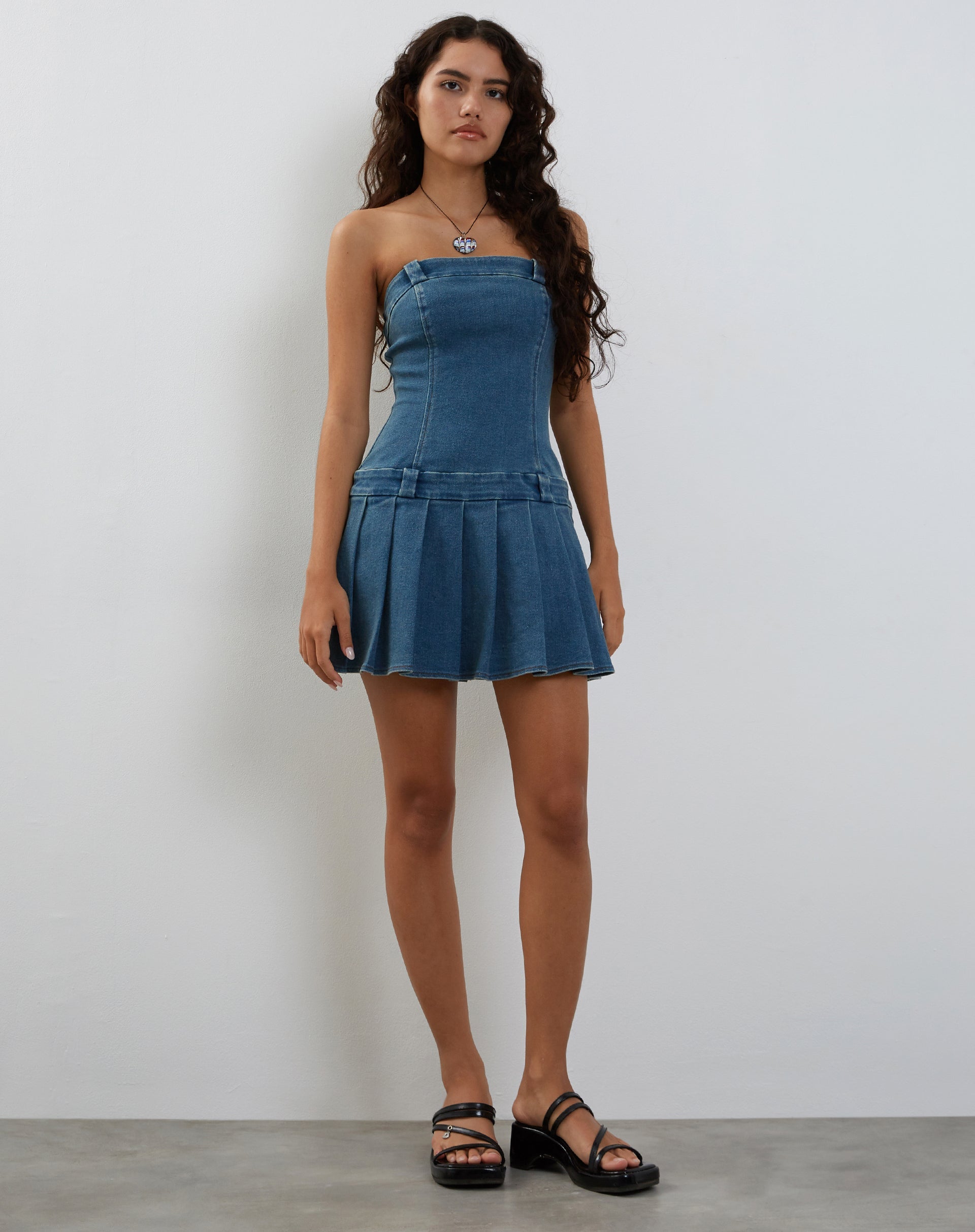 Afbeelding van Pajaya Denim Bandeau Mini Jurk in Blue Wash