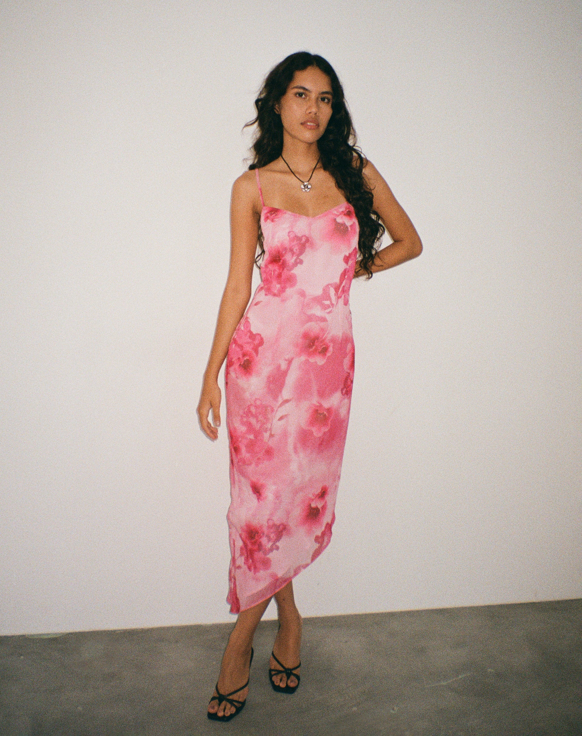 Afbeelding van Preston Midi Dress in Aquarel Floral Pink