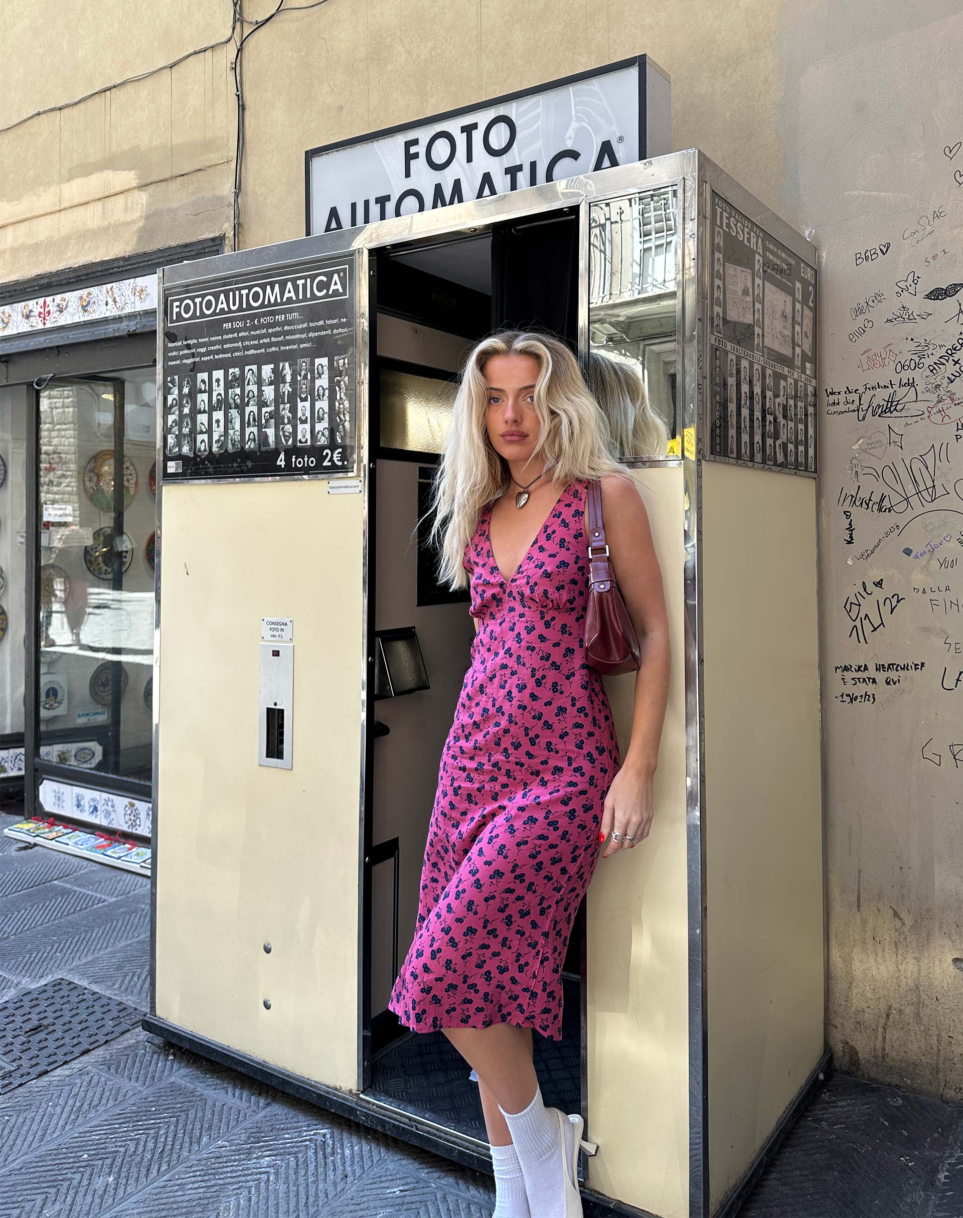 Afbeelding van Lieva Midi Dress in Framboos Bloemen