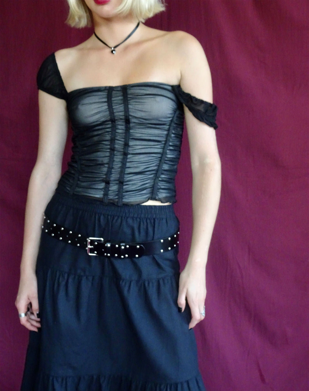 Dinar Crop Top in Zwart Mesh