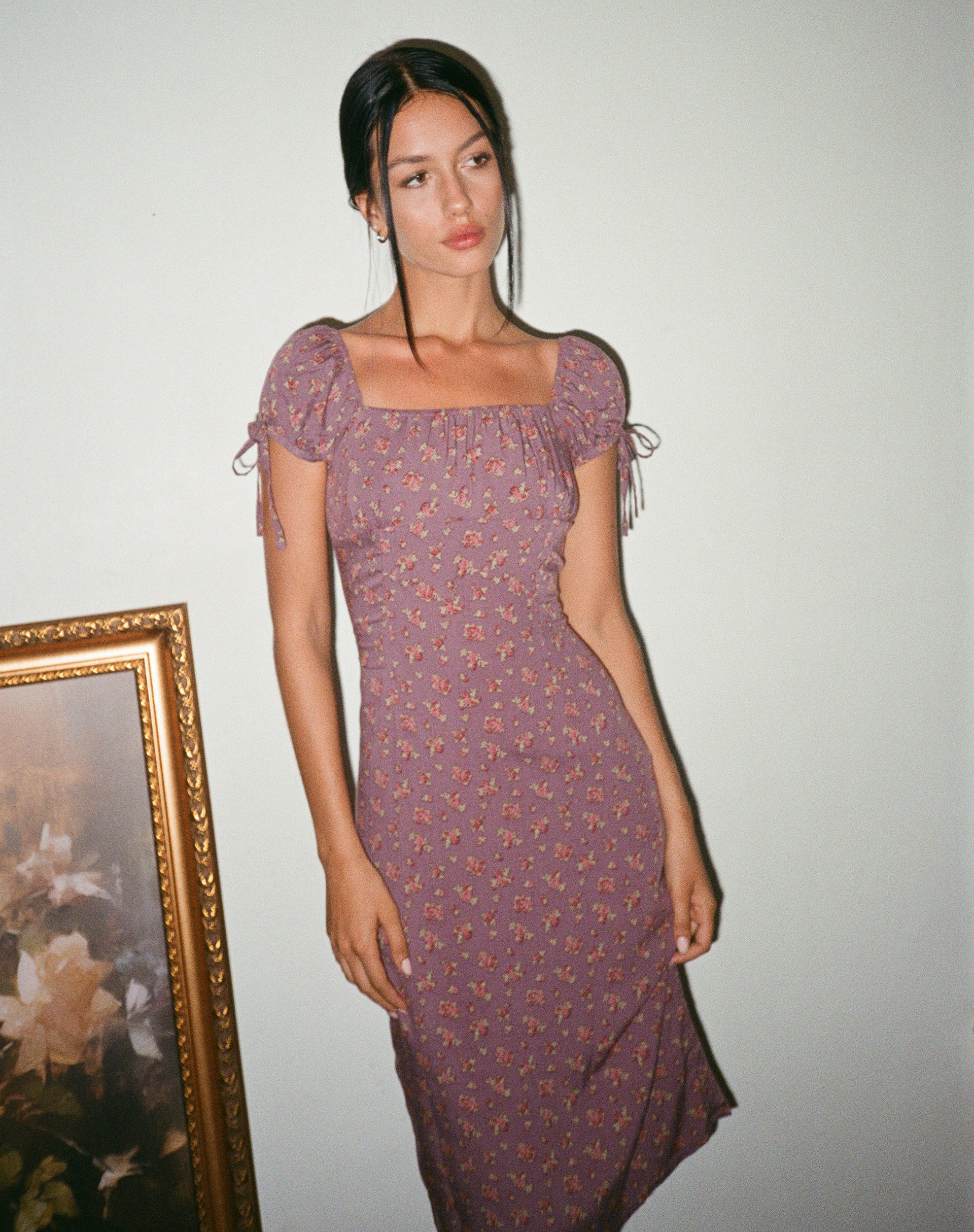 Afbeelding van Rachana Midi Dress in Vloeiende Roos Dieppaars