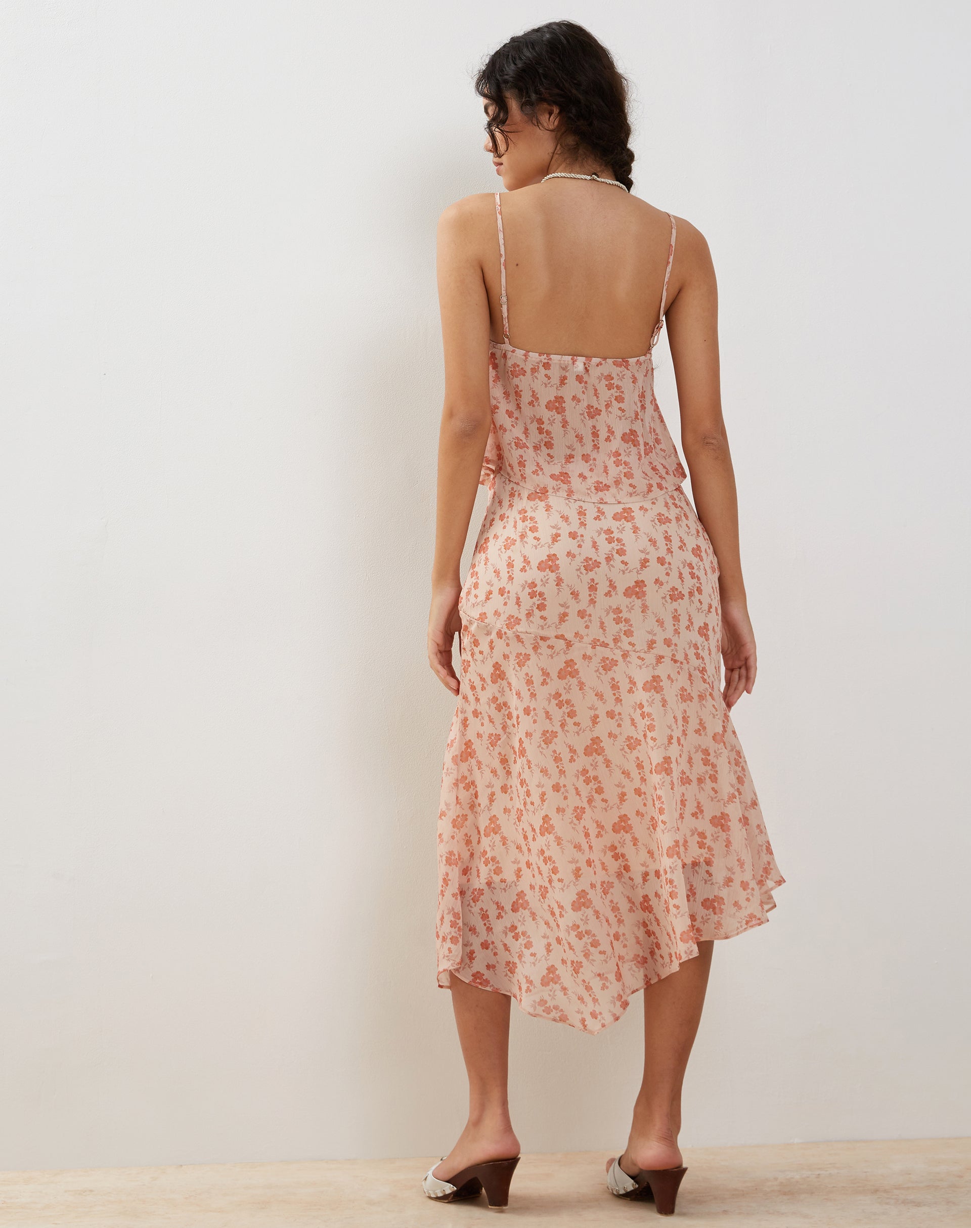 Afbeelding van Rans Watervalzoom chiffon midirok in Perzik Kersenbloesem