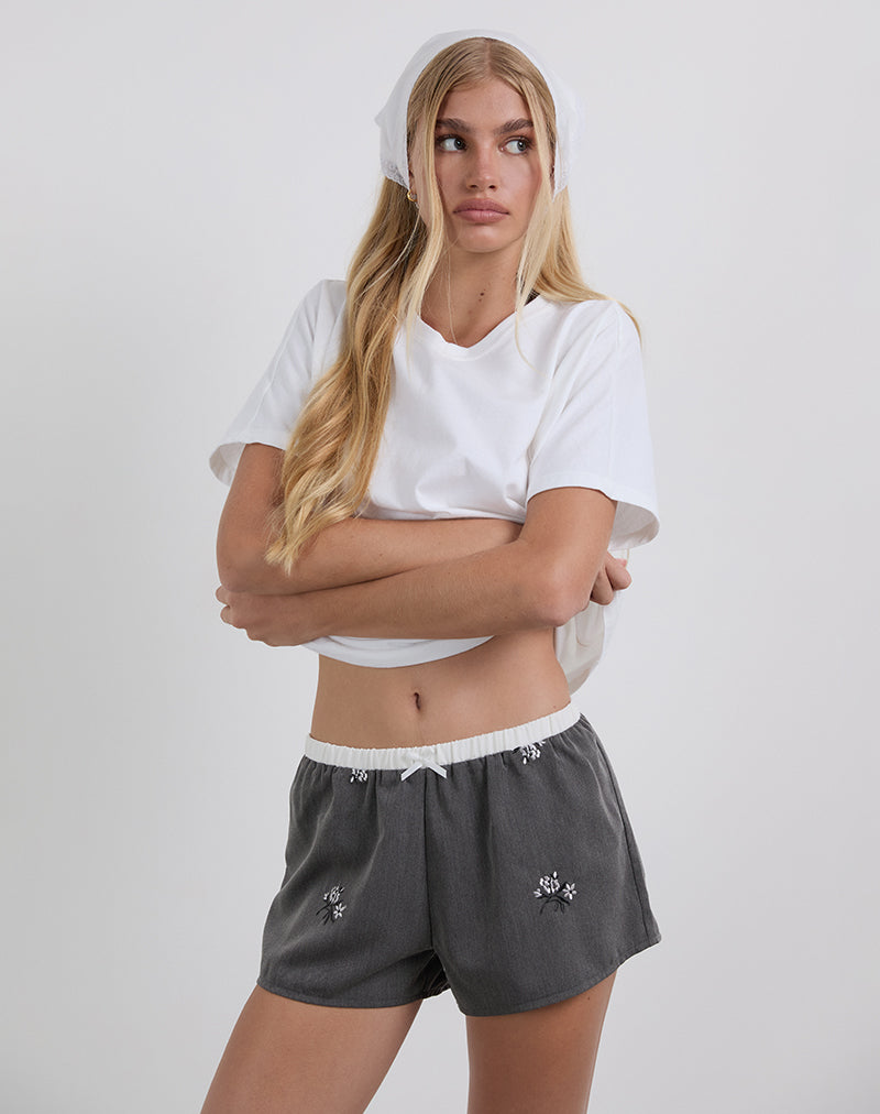 Rata Korte Broek in Geborduurd Bloemig Houtskool