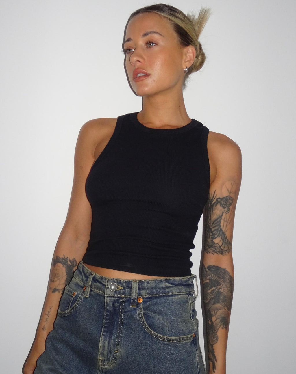 Rave Vest Top in Rib Zwart