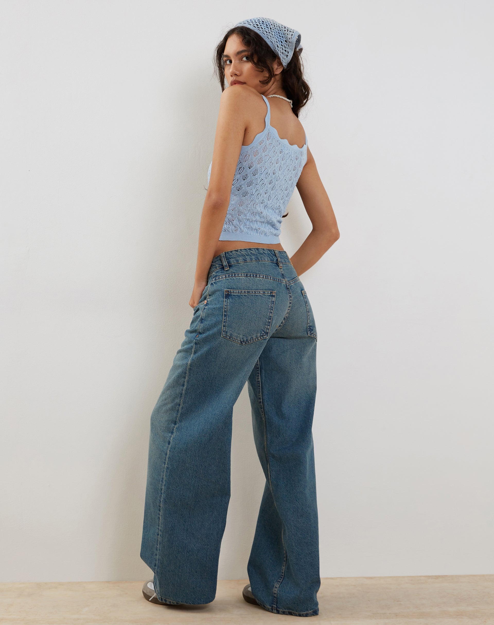 Afbeelding van Reagan Pointelle Knit Cami Top in Baby Blue