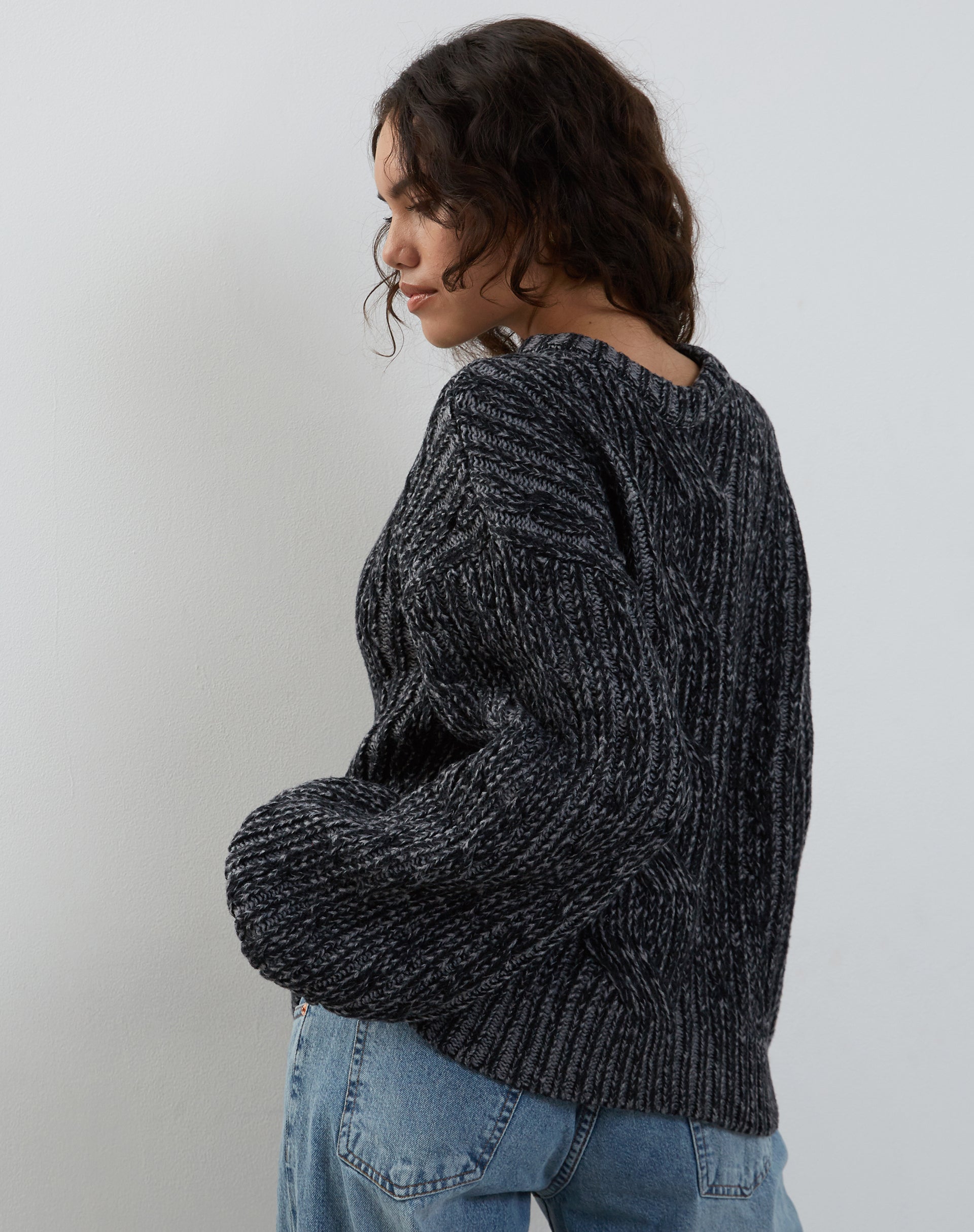 Afbeelding van Amieta gebreide trui in Shadow Grey