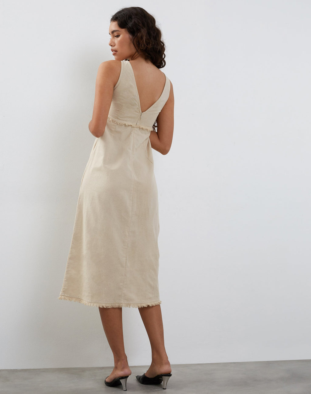 Antari Midi Dress in Ecru Linnen