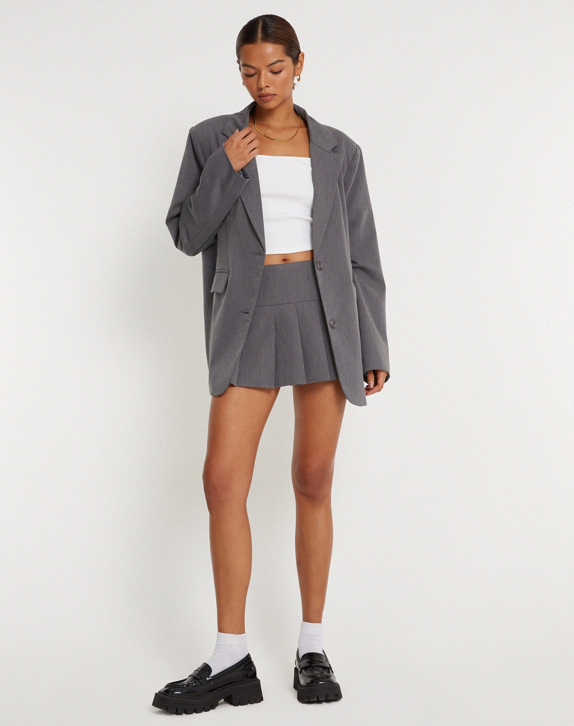 Afbeelding van Casini Geplooide Micro Rok in Houtskool