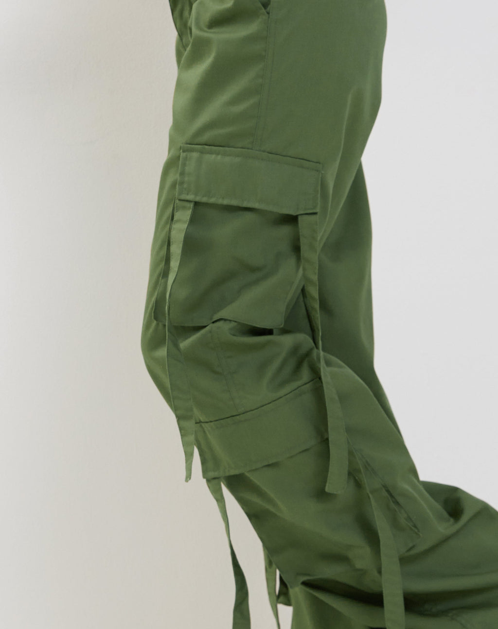 Edgar wijde Cargo broek in militair groen