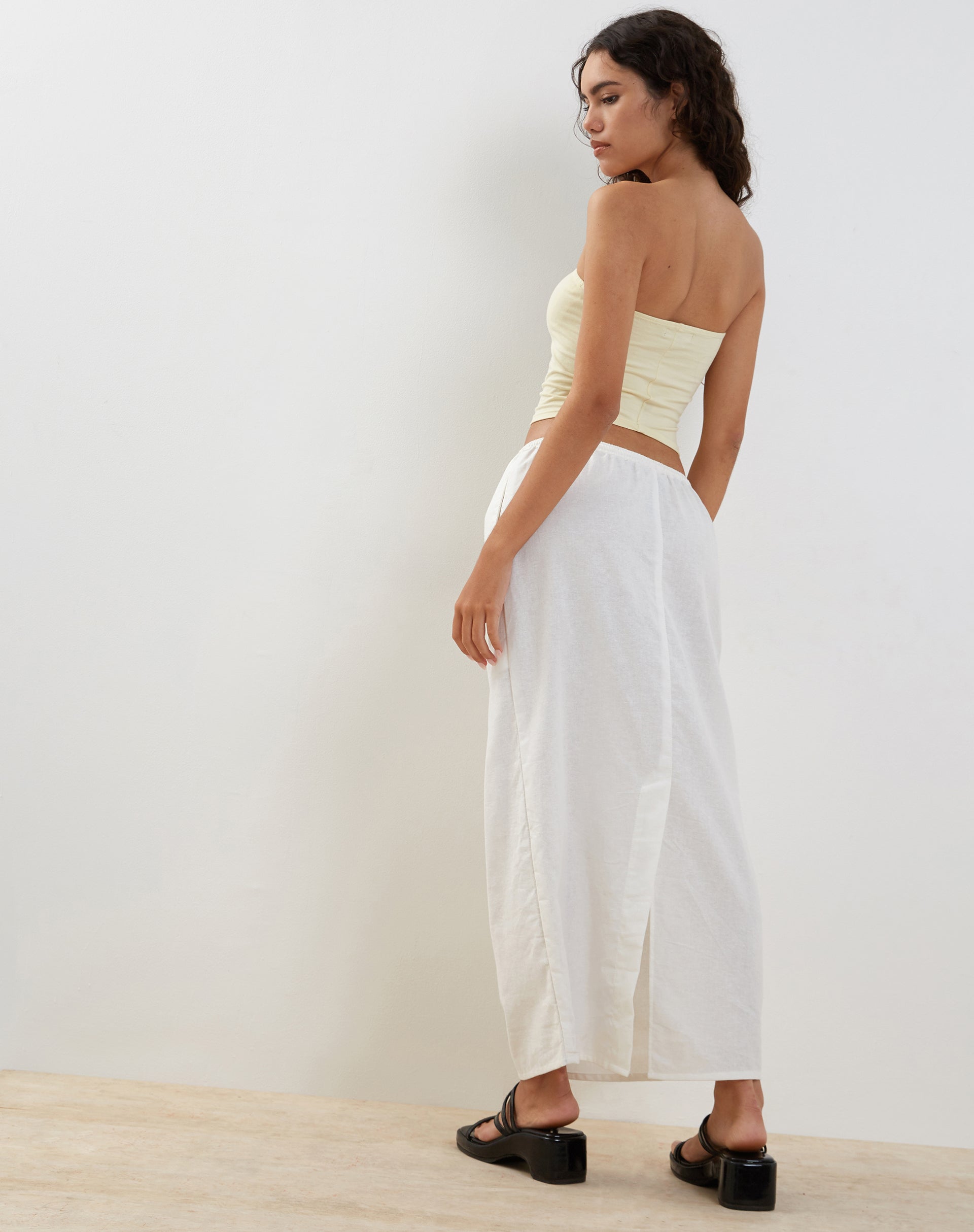 Afbeelding van Joelene Midi rok in wit