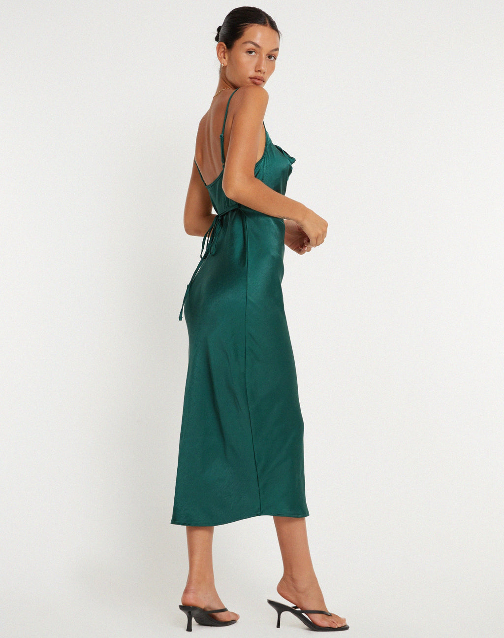 Palasha Midi Dress in Satijn Bosgroen